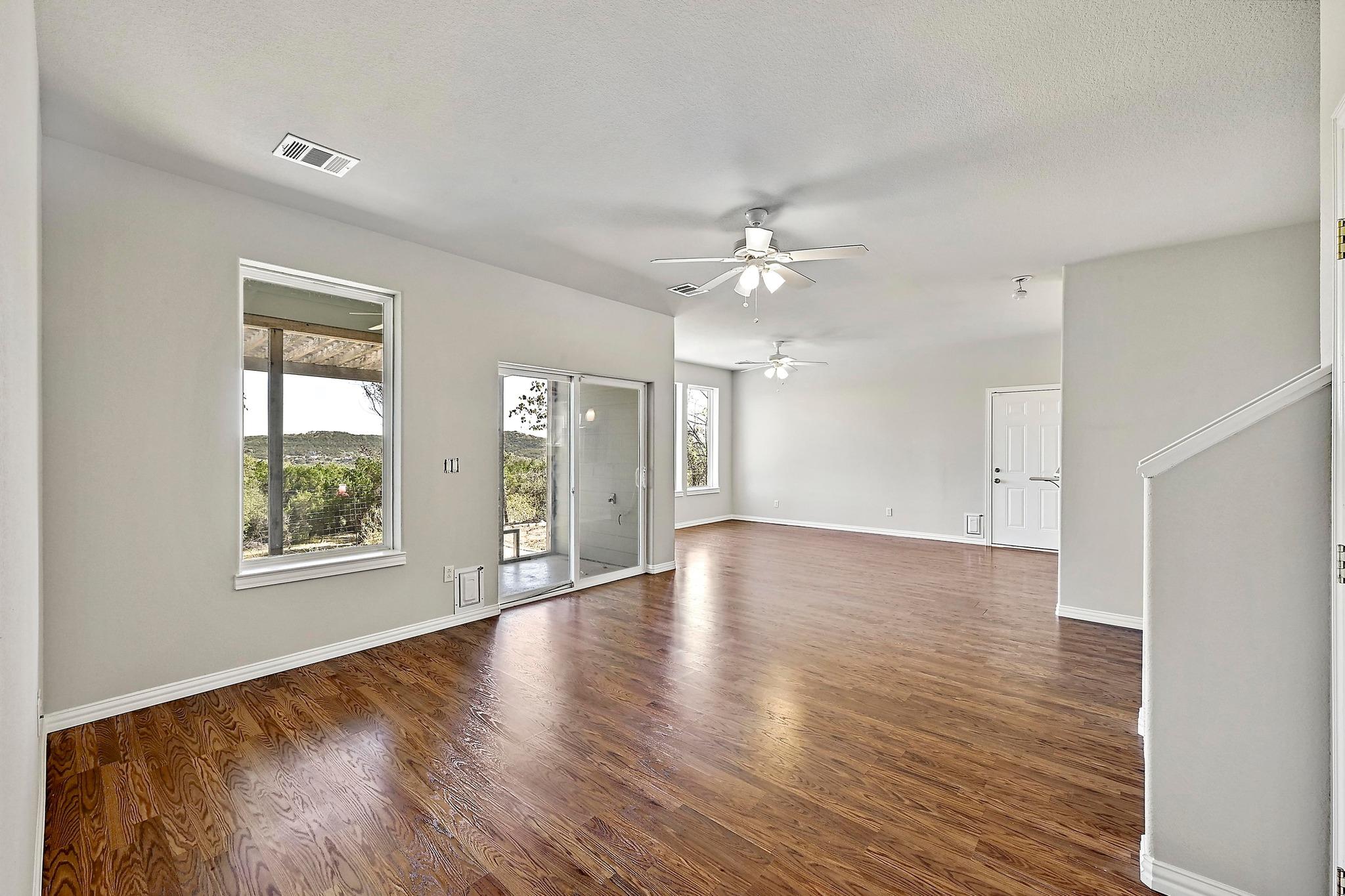 10613 Turkey Bend Dr, Jonestown, TX 78645