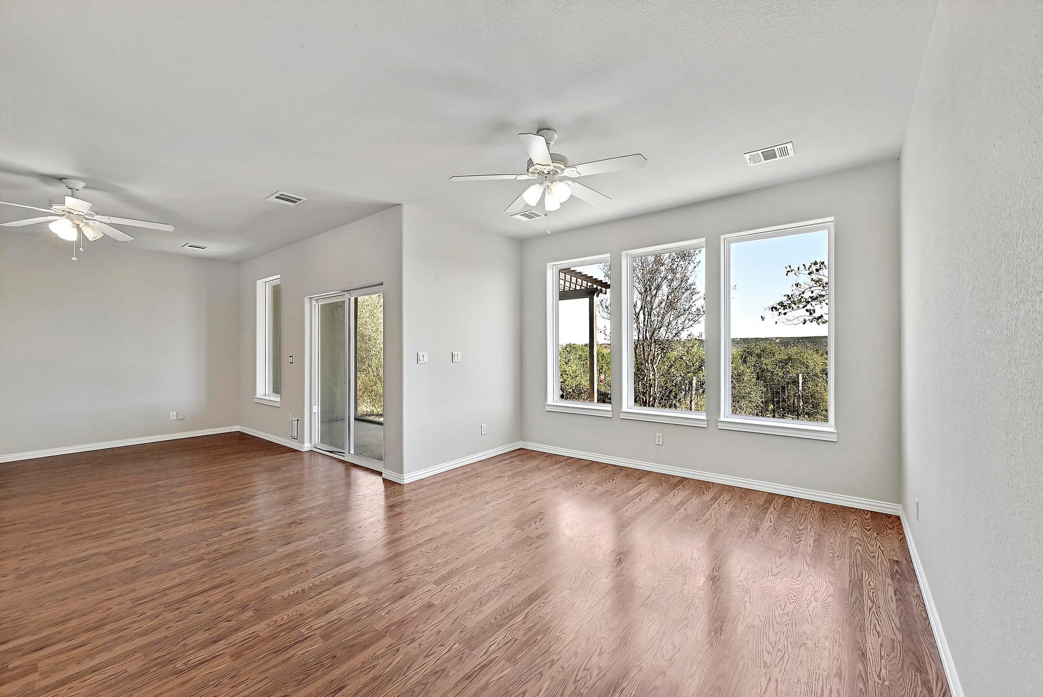 10613 Turkey Bend Dr, Jonestown, TX 78645