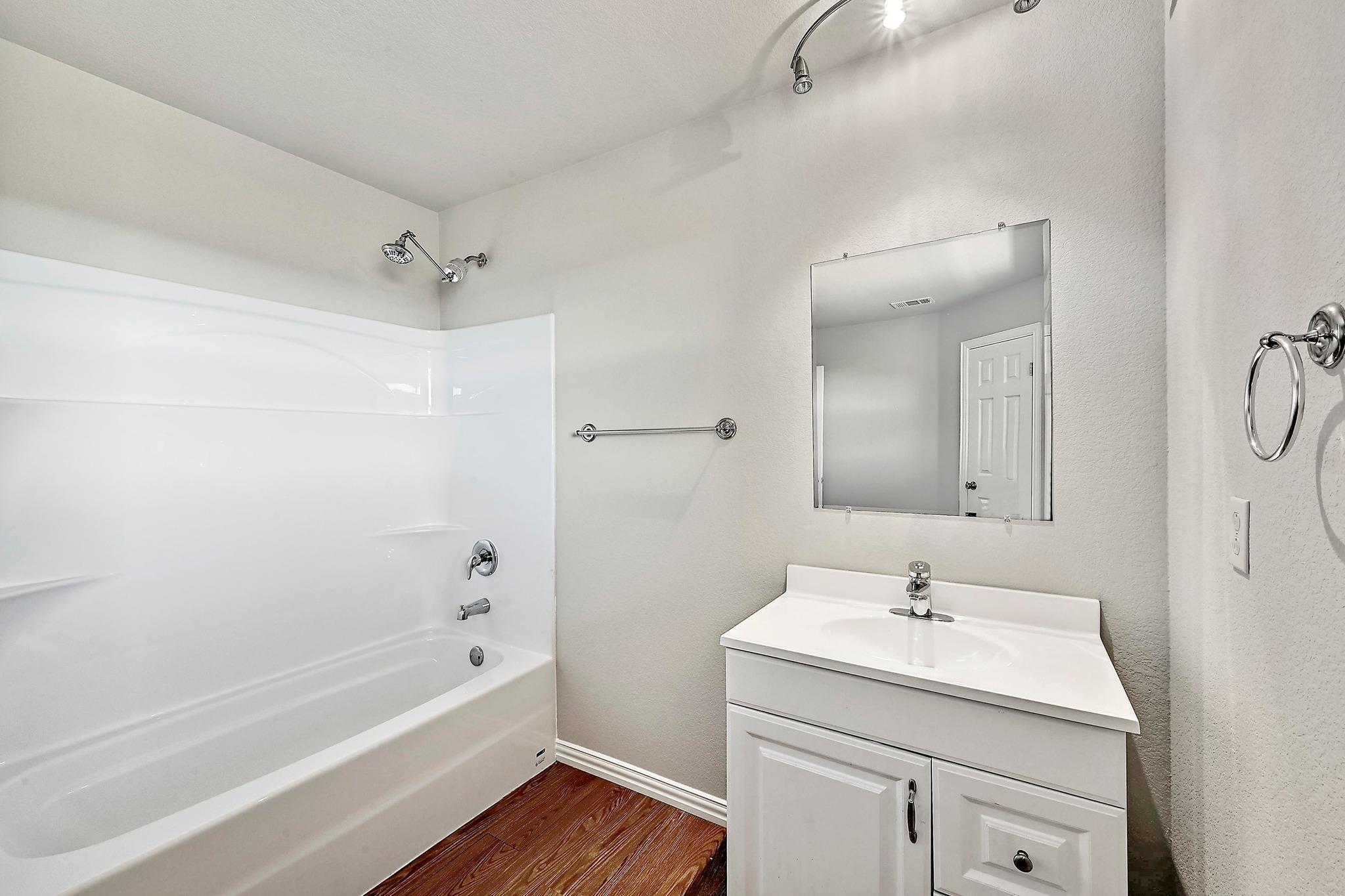 10613 Turkey Bend Dr, Jonestown, TX 78645