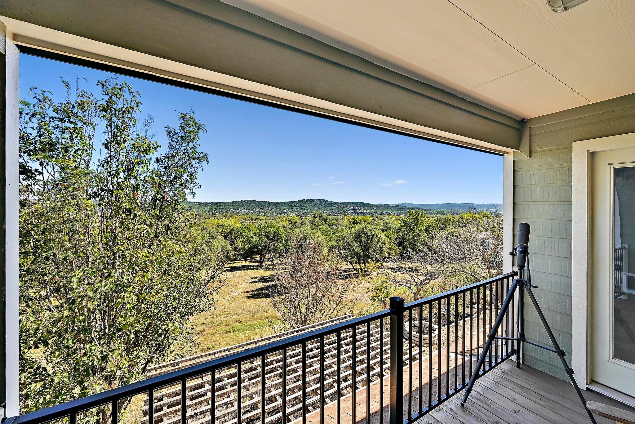 10613 Turkey Bend Dr, Jonestown, TX 78645