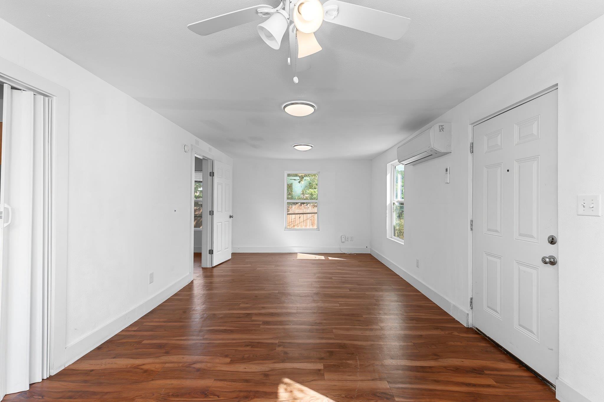 204 Lessin Ln, Austin, TX 78704