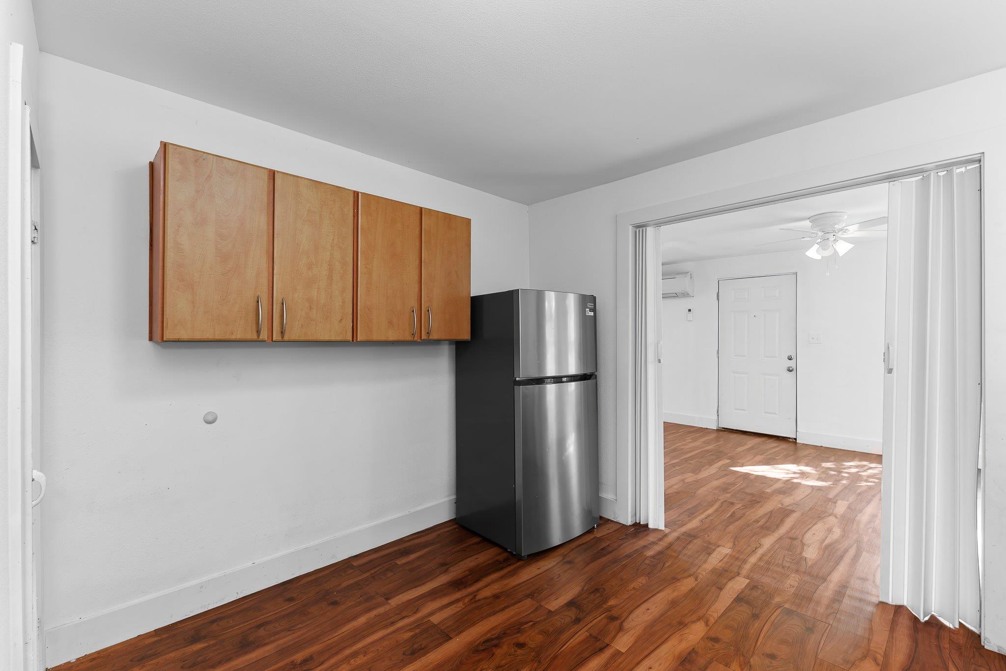 204 Lessin Ln, Austin, TX 78704