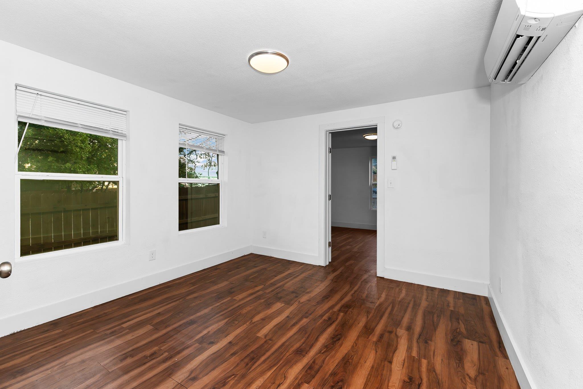 204 Lessin Ln, Austin, TX 78704