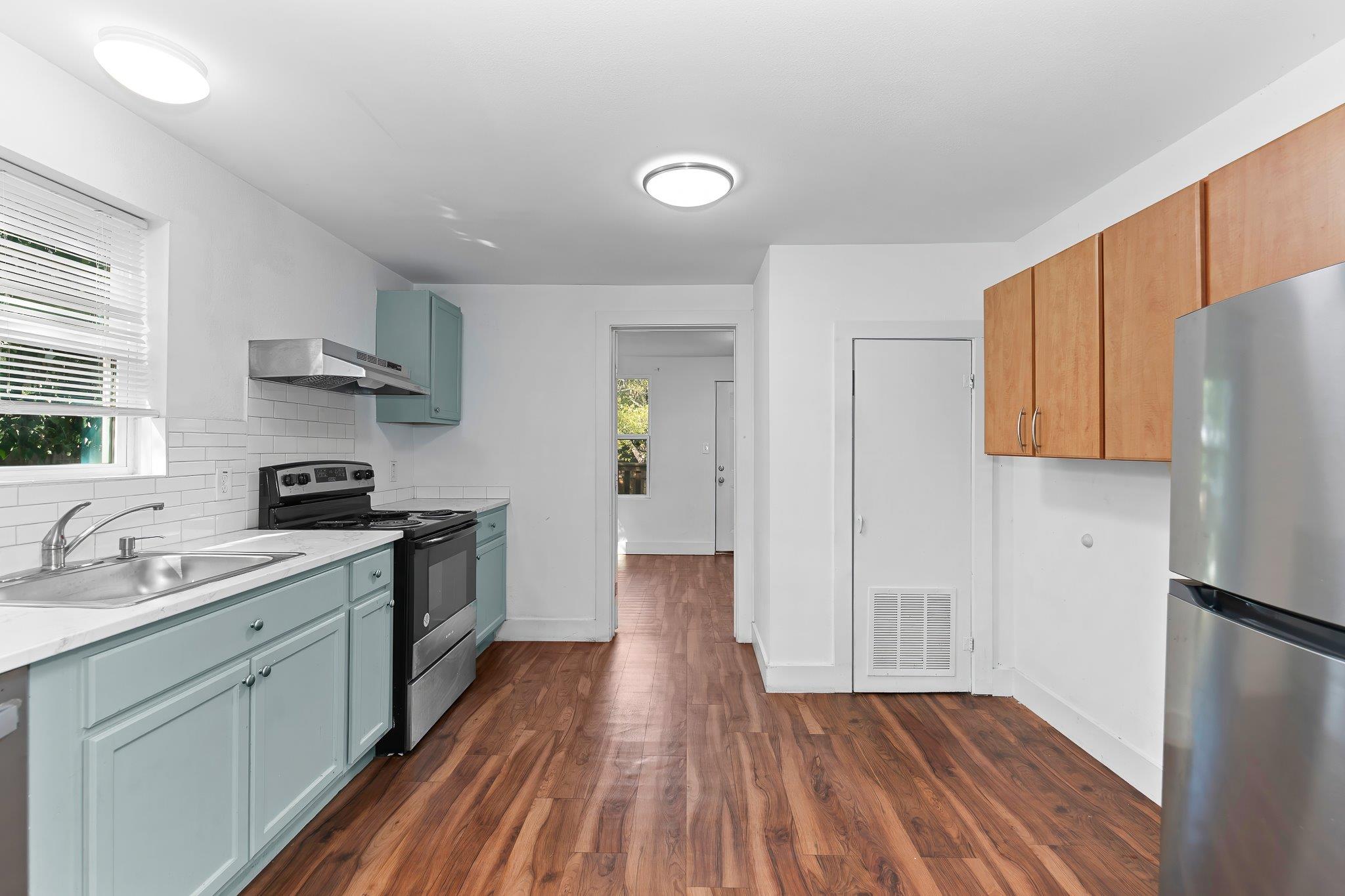 204 Lessin Ln, Austin, TX 78704