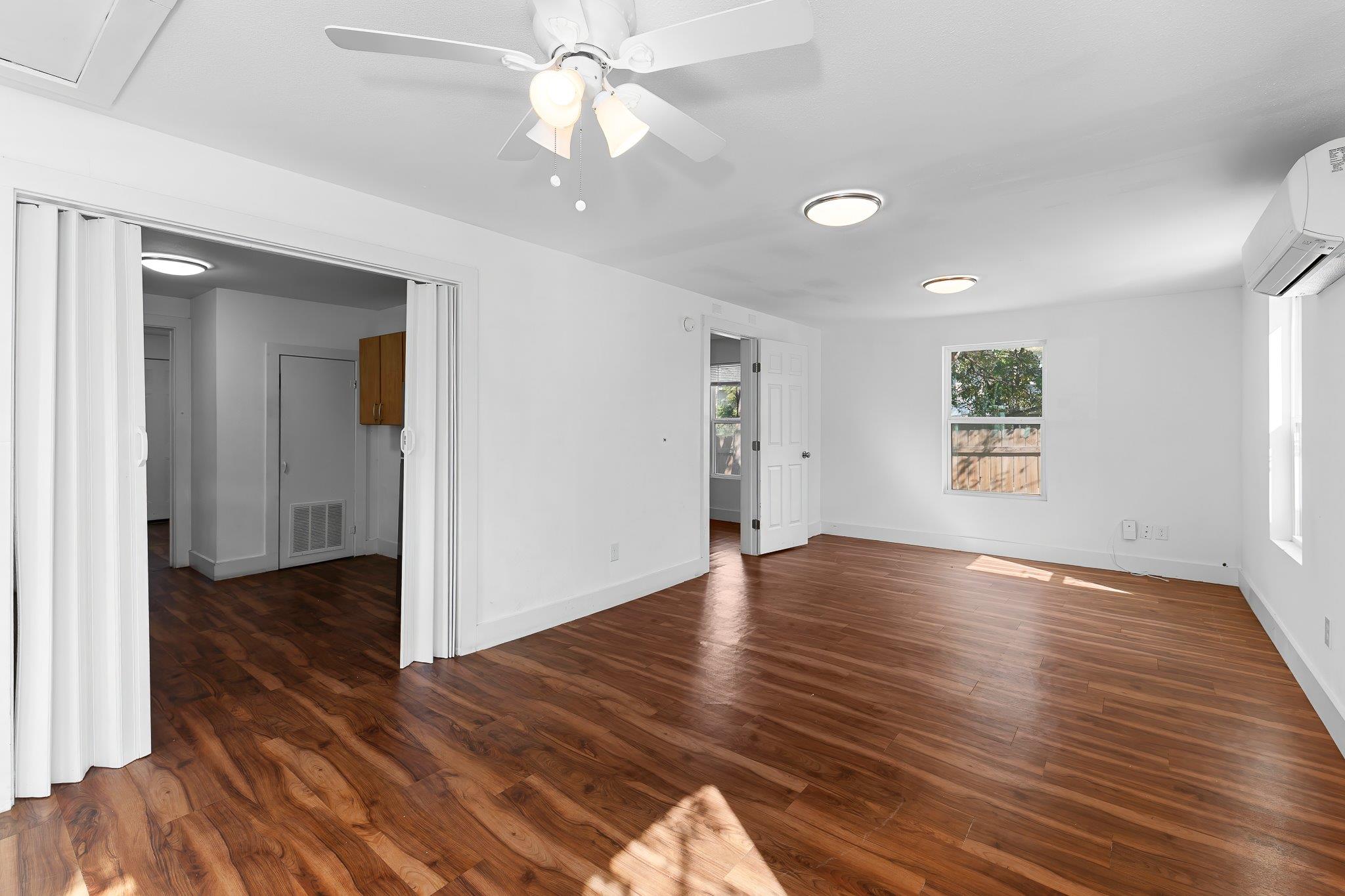 204 Lessin Ln, Austin, TX 78704