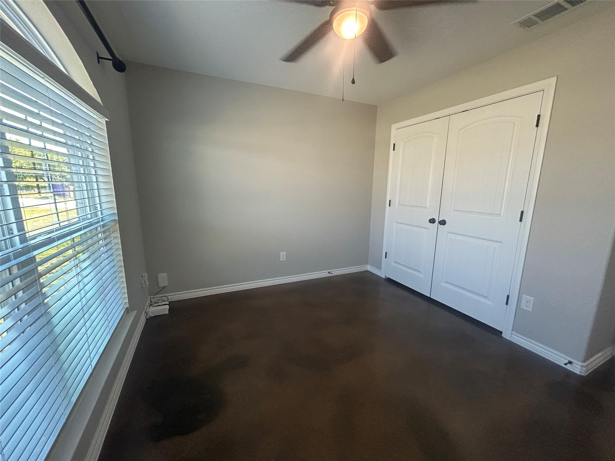 1047 Fieldstone Dr, Lampasas, TX 76550