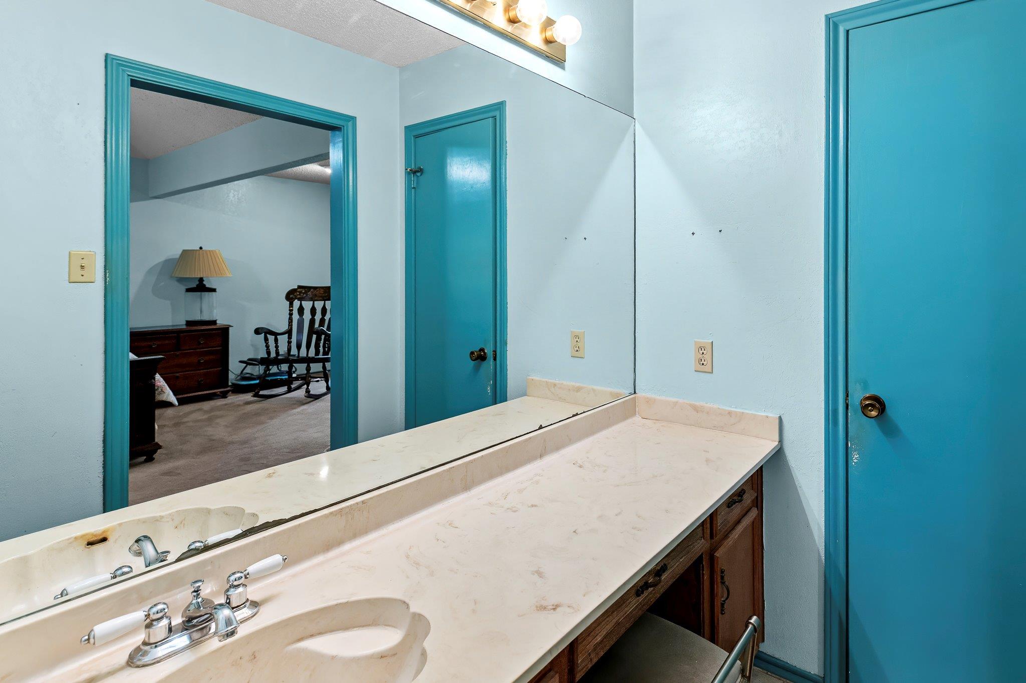 1011 Ramble Creek Dr, Pflugerville, TX 78660