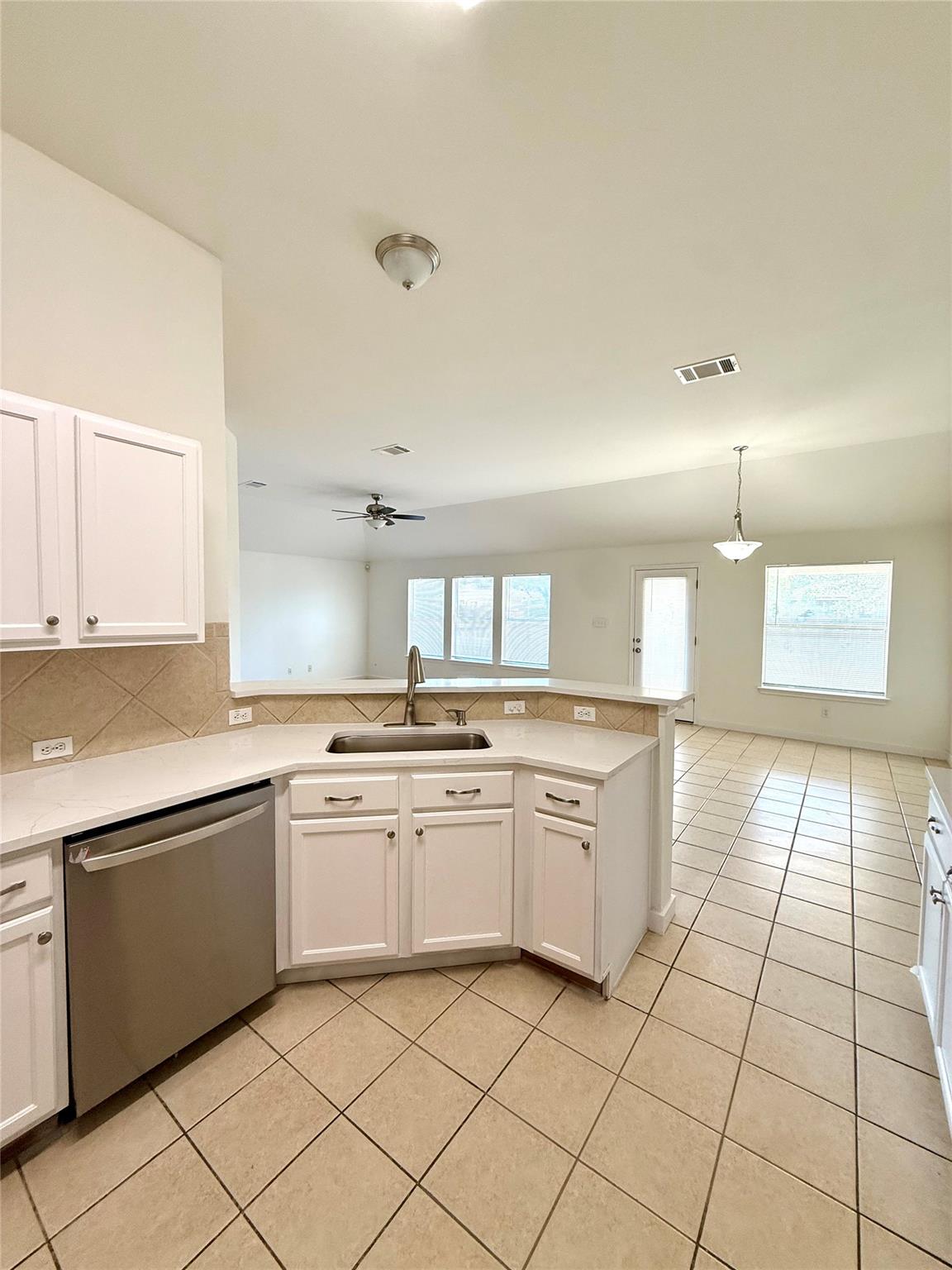 107 Desert Highlands Trl, Round Rock, TX 78665