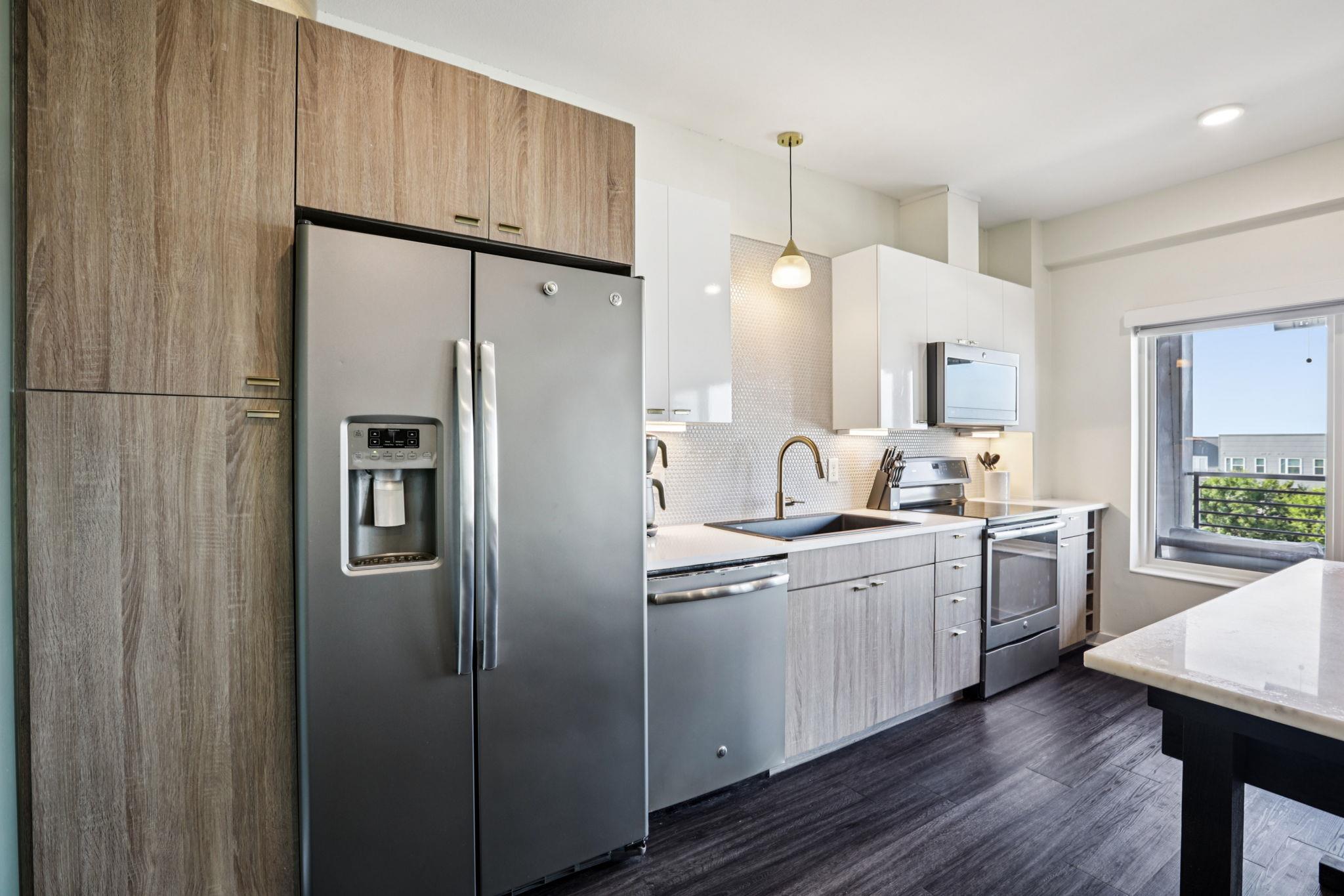 4361 S Congress Ave # 529, Austin, TX 78745