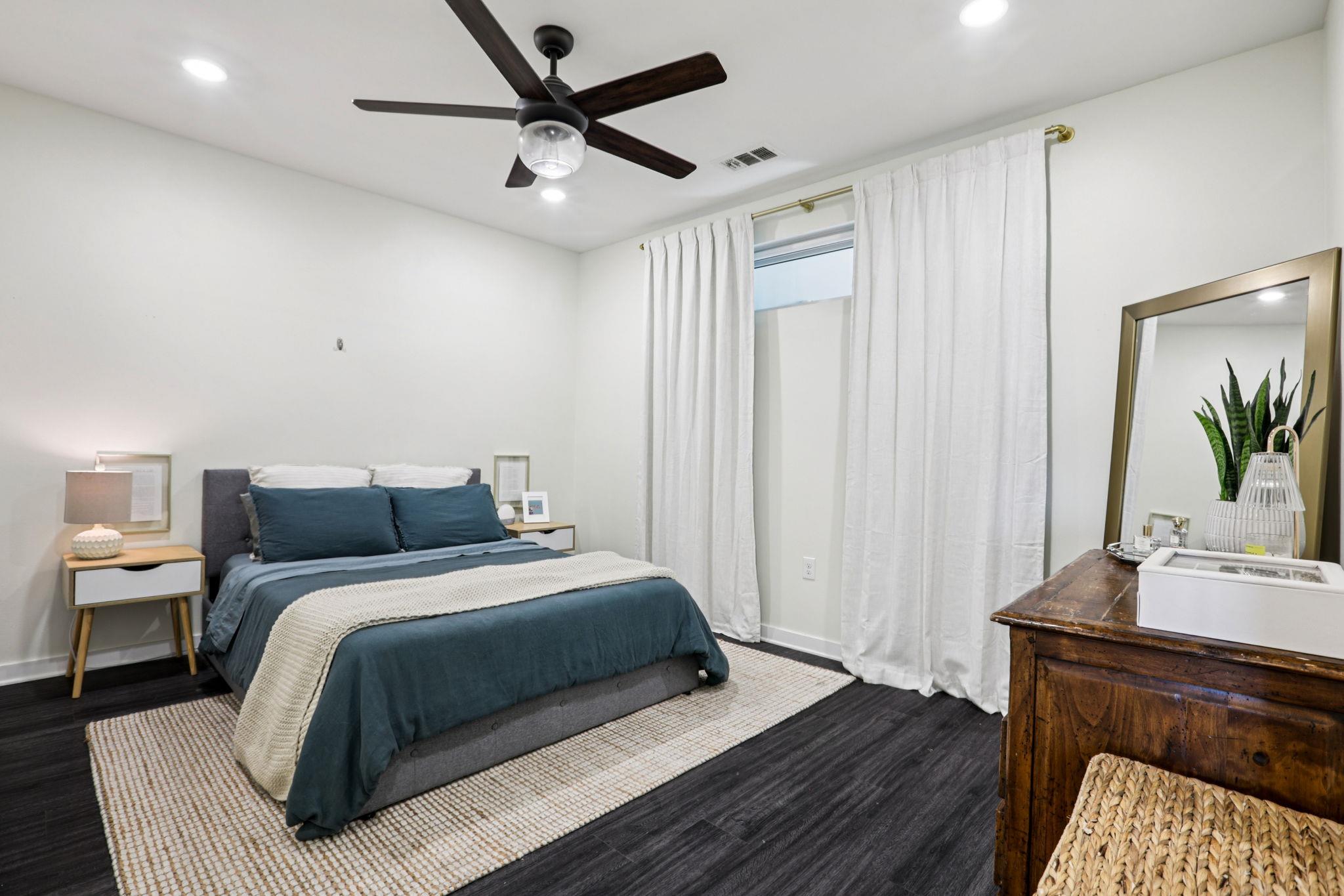 4361 S Congress Ave # 529, Austin, TX 78745