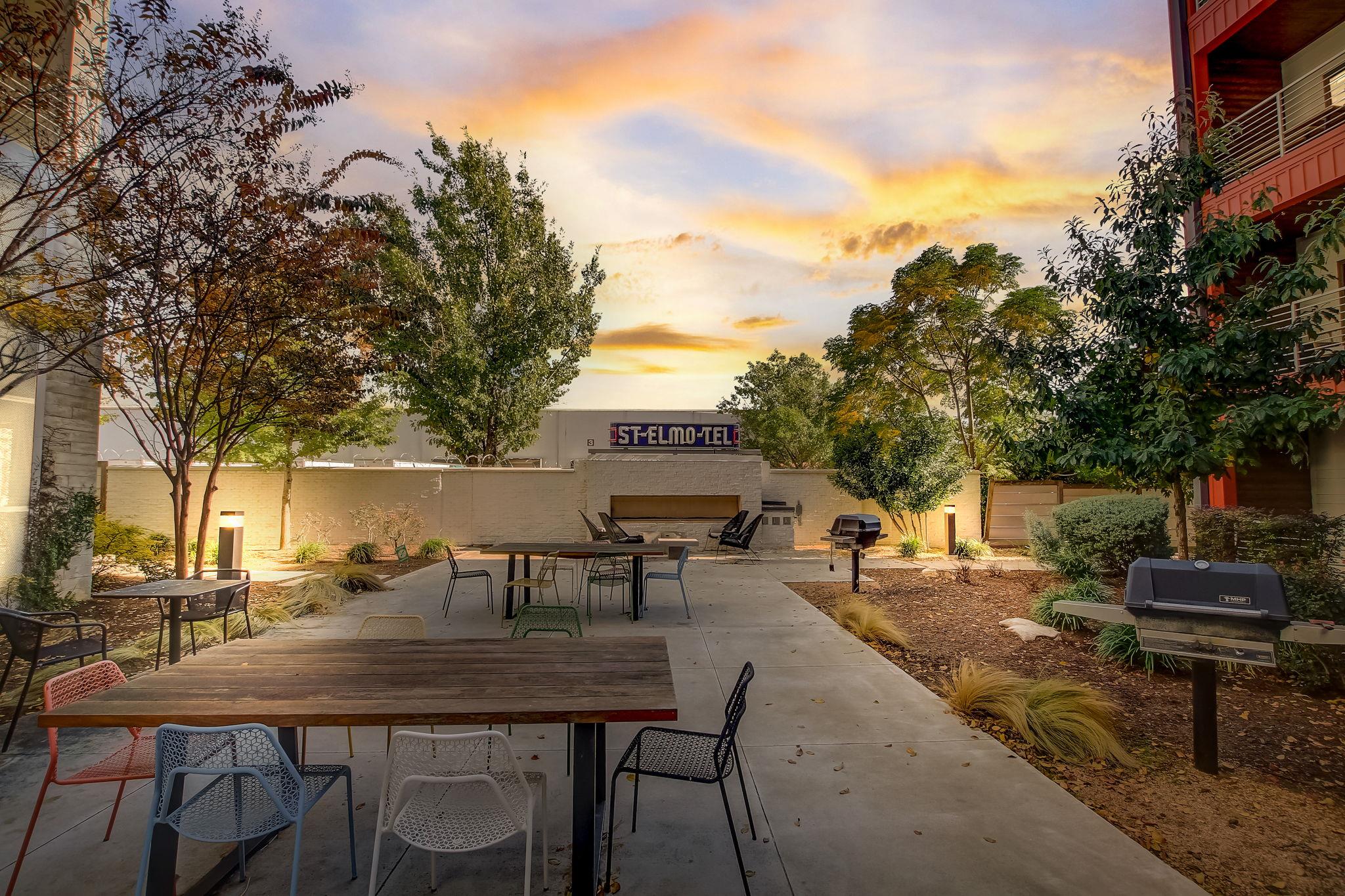 4361 S Congress Ave # 529, Austin, TX 78745