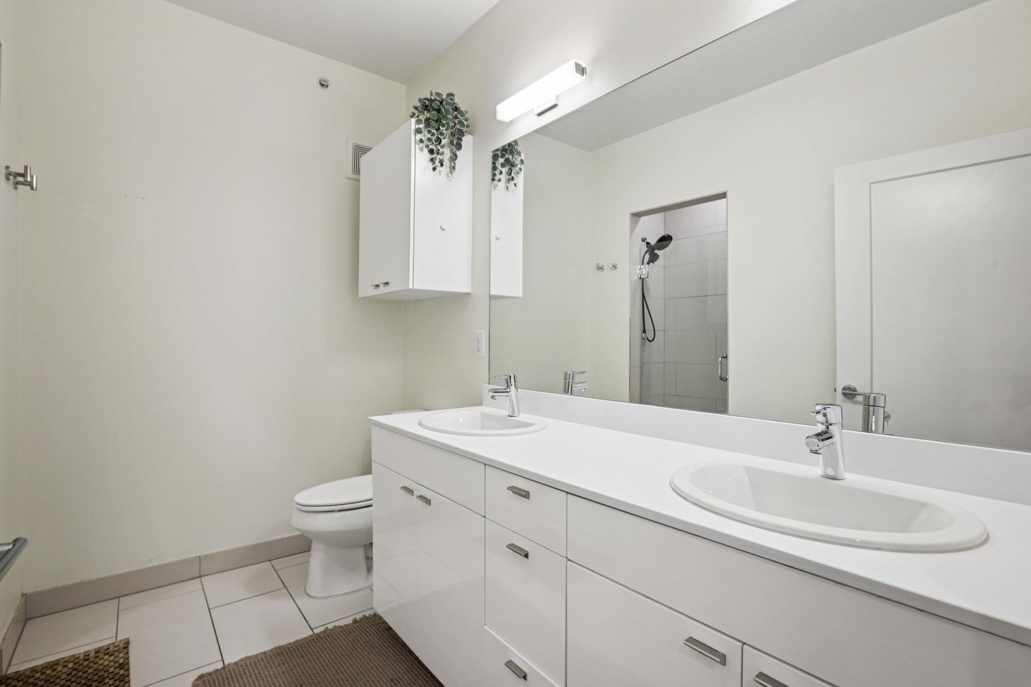 4361 S Congress Ave # 529, Austin, TX 78745