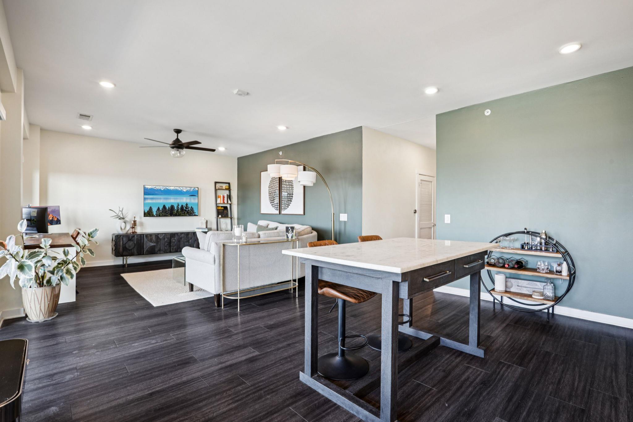 4361 S Congress Ave # 529, Austin, TX 78745