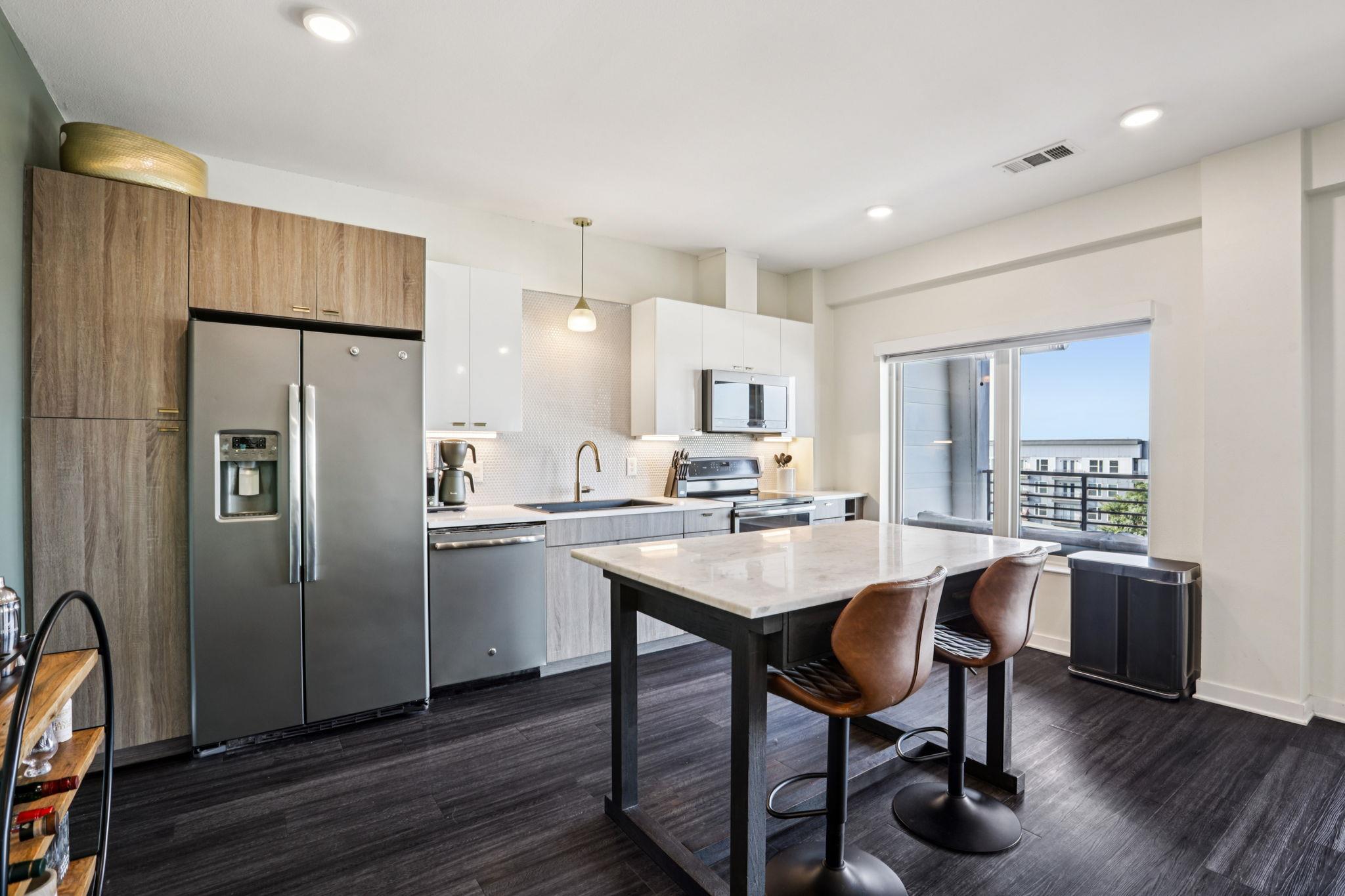 4361 S Congress Ave # 529, Austin, TX 78745