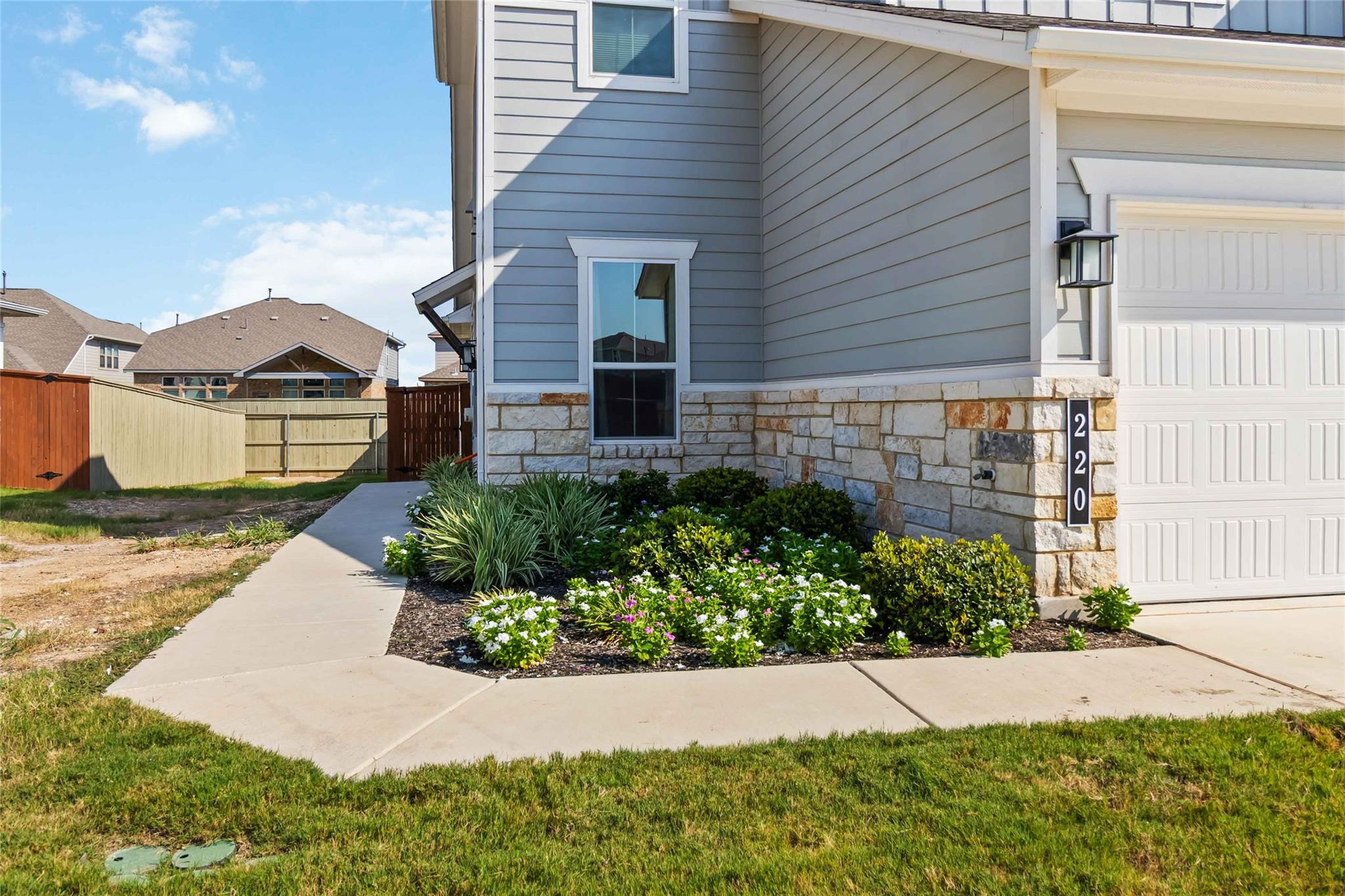 220 Mirabeau Way, Liberty Hill, TX 78642