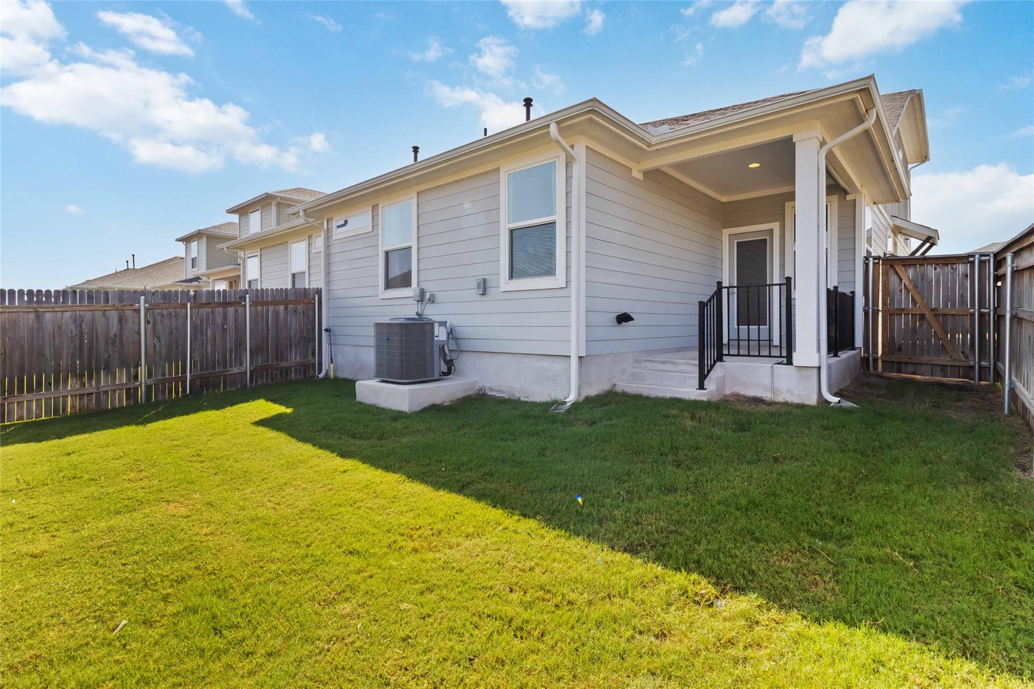 220 Mirabeau Way, Liberty Hill, TX 78642