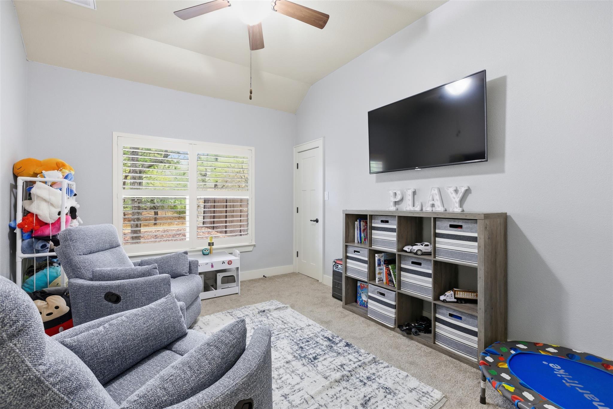 129 Valley View Dr, Bastrop, TX 78602