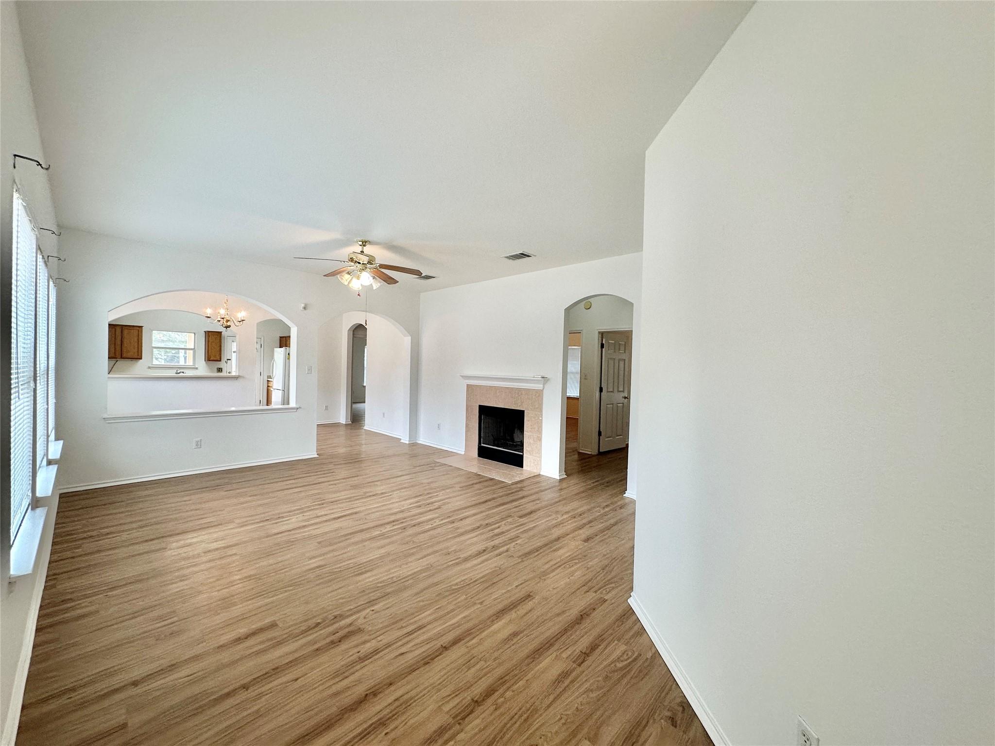 11825 Navasota St, Manor, TX 78653