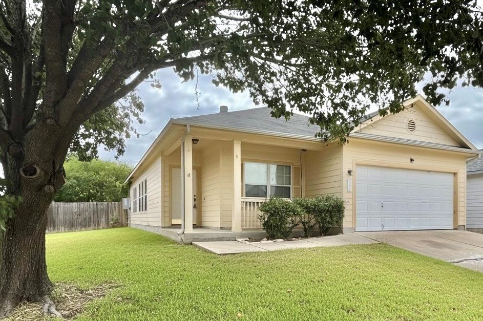 11825 Navasota St, Manor, TX 78653