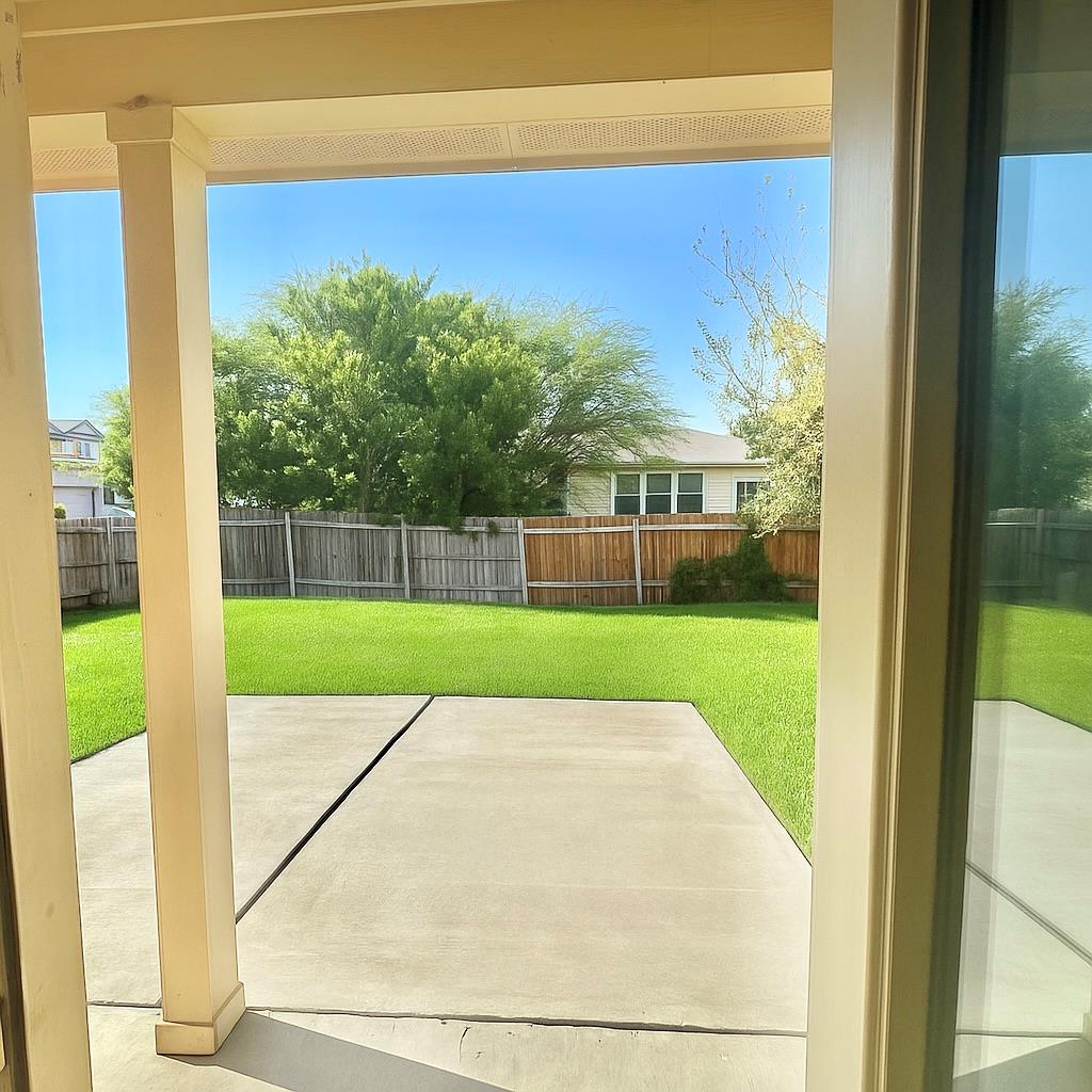 11825 Navasota St, Manor, TX 78653