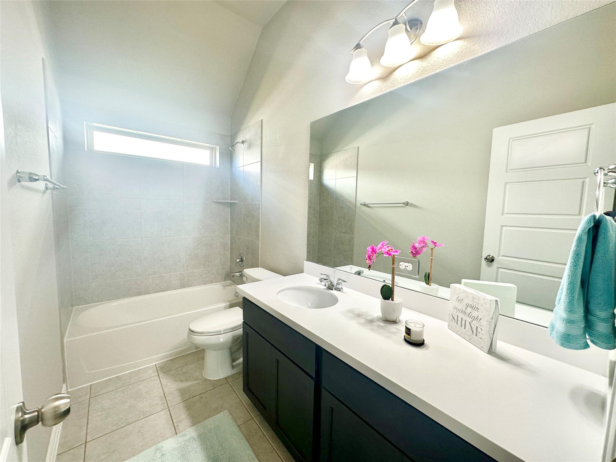 1017 Hillrose Dr, Leander, TX 78641