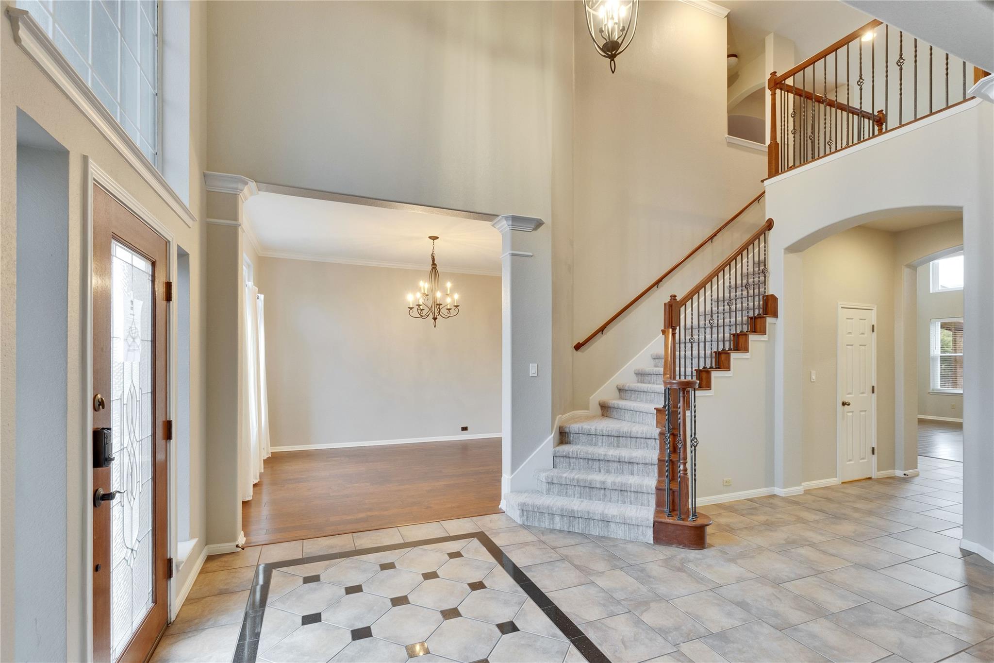 7017 Via Dono Dr, Austin, TX 78749