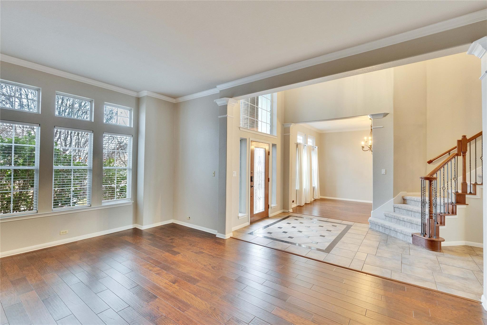 7017 Via Dono Dr, Austin, TX 78749