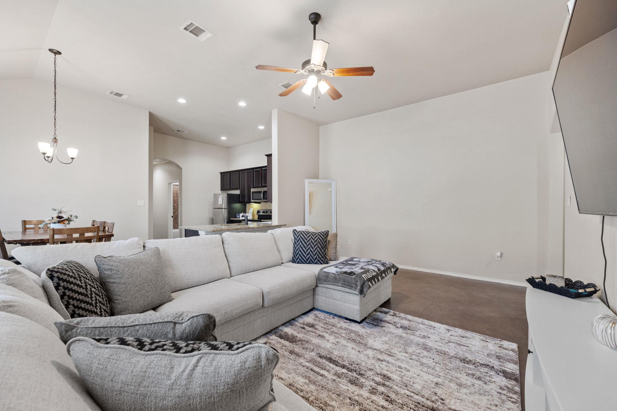 143 Samuel Dr # A & B, Buda, TX 78610