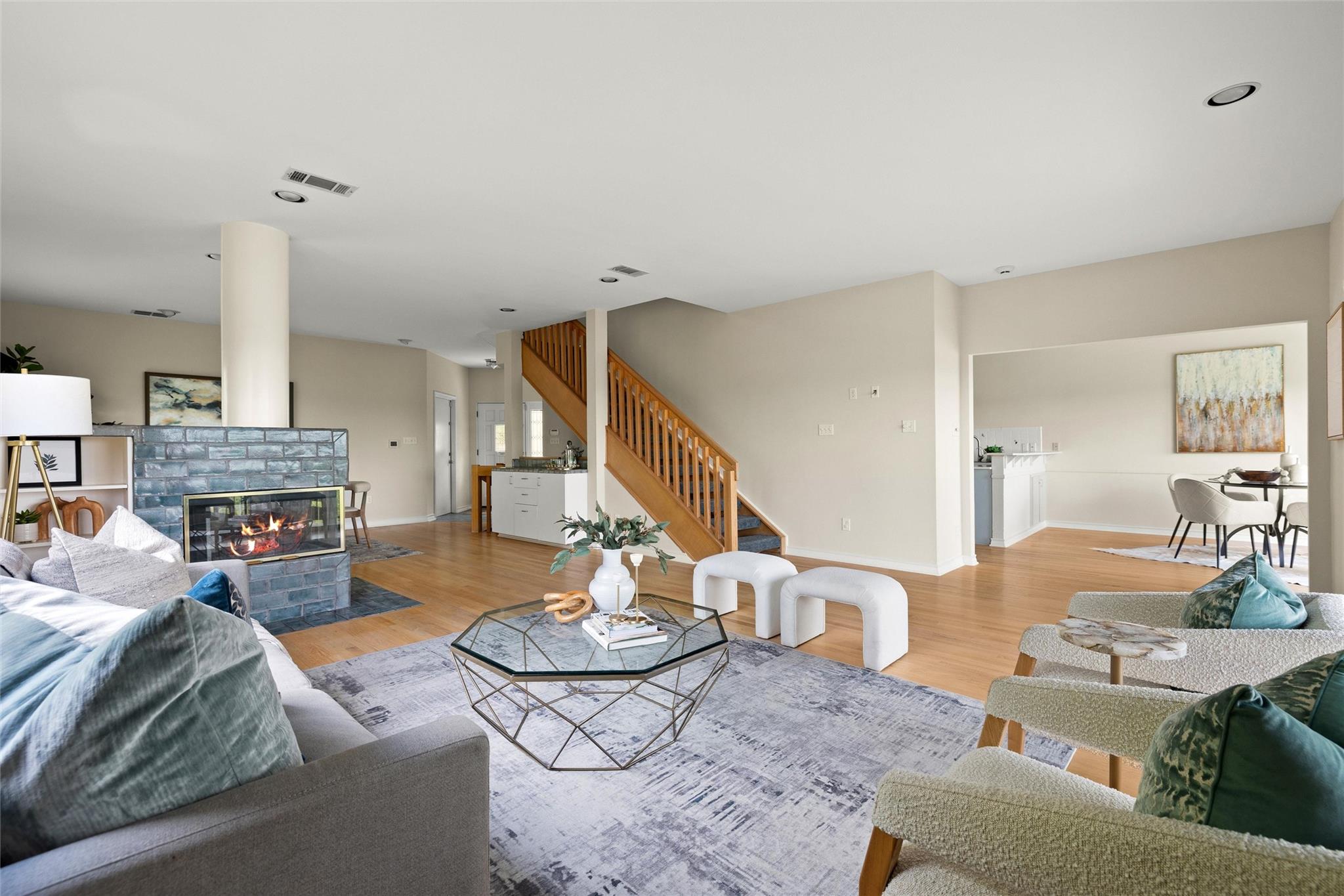 5926 N West Pl, Austin, TX 78731