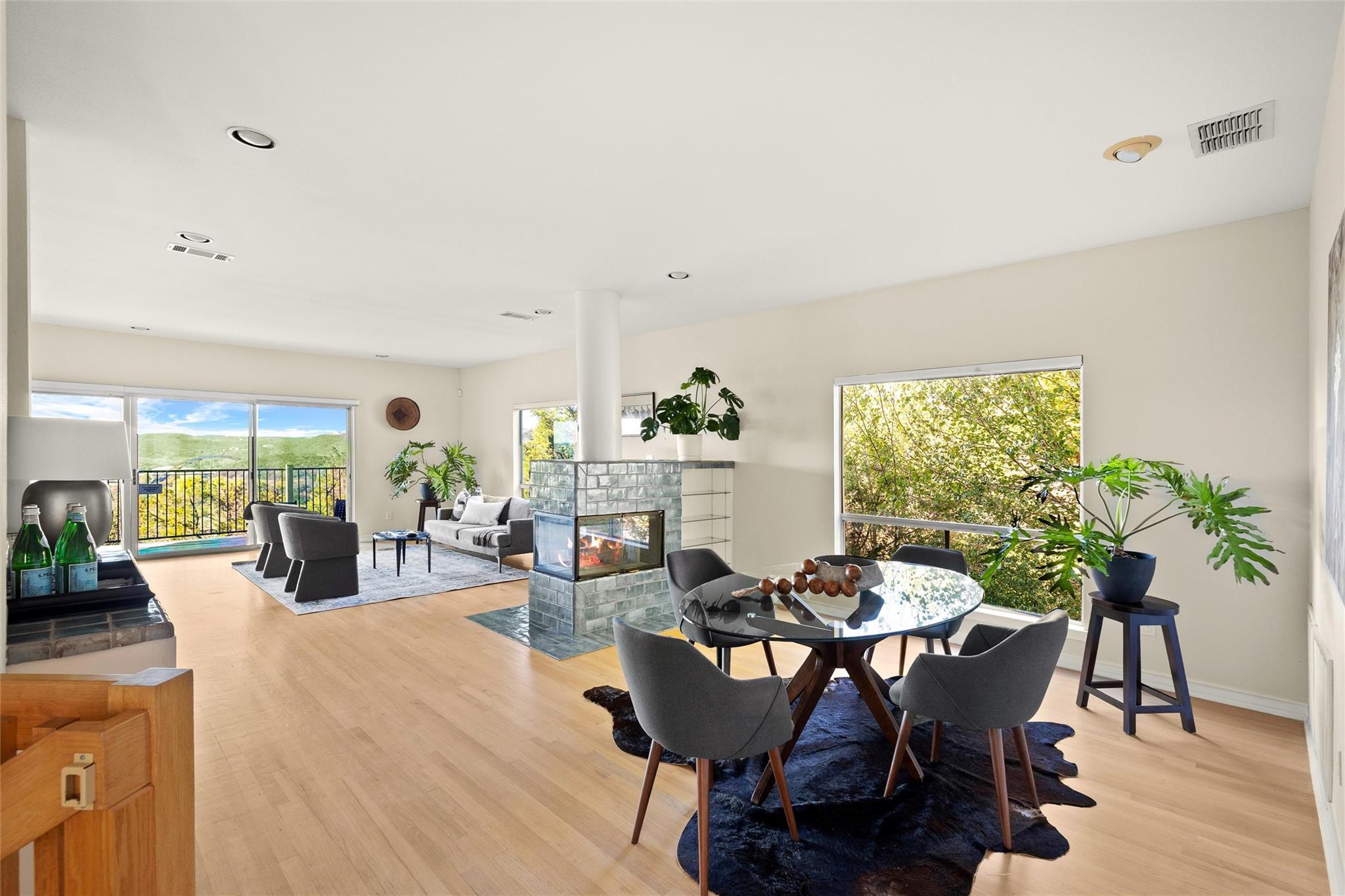 5926 N West Pl, Austin, TX 78731