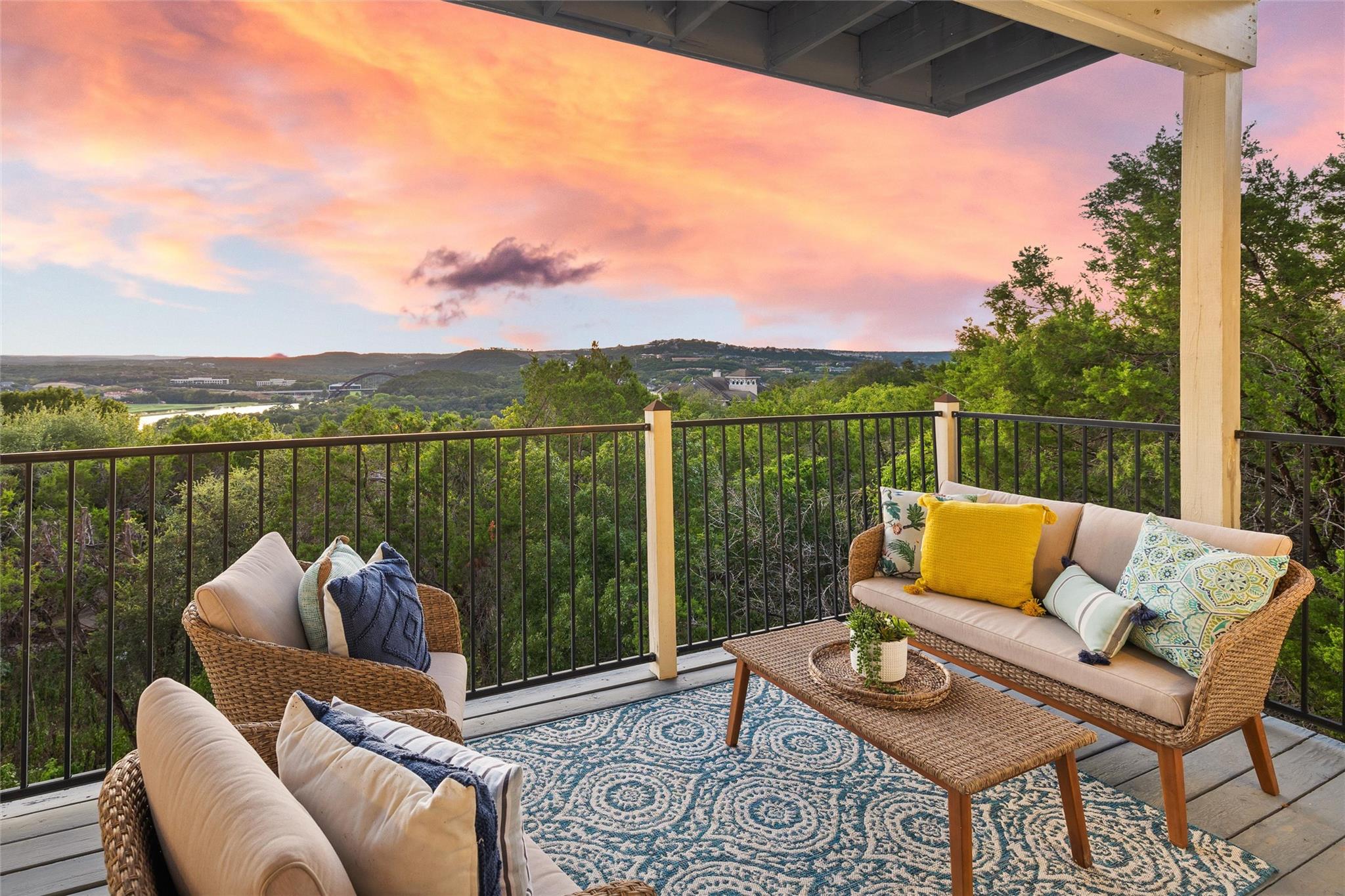 5926 N West Pl, Austin, TX 78731