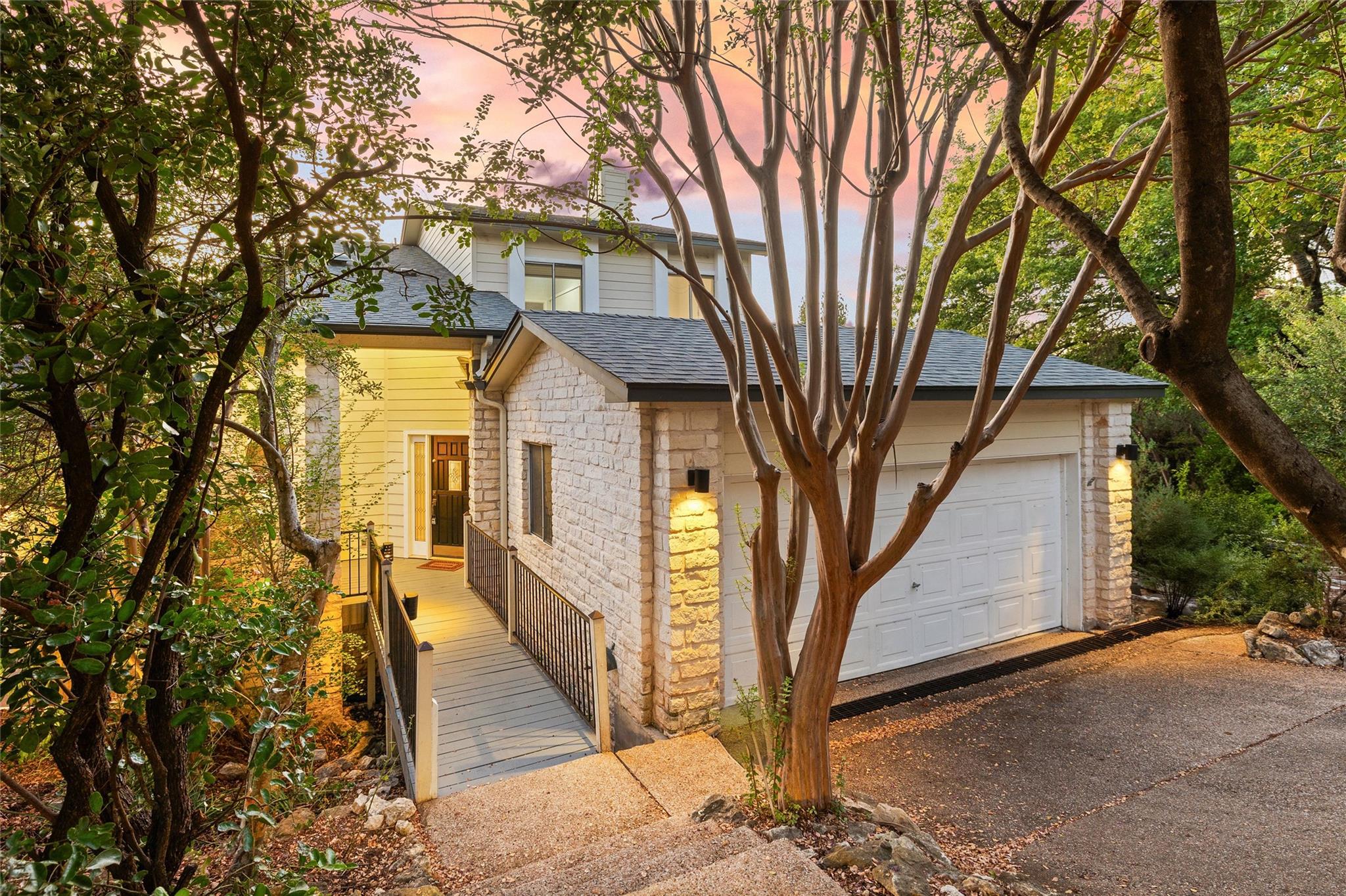 5926 N West Pl, Austin, TX 78731