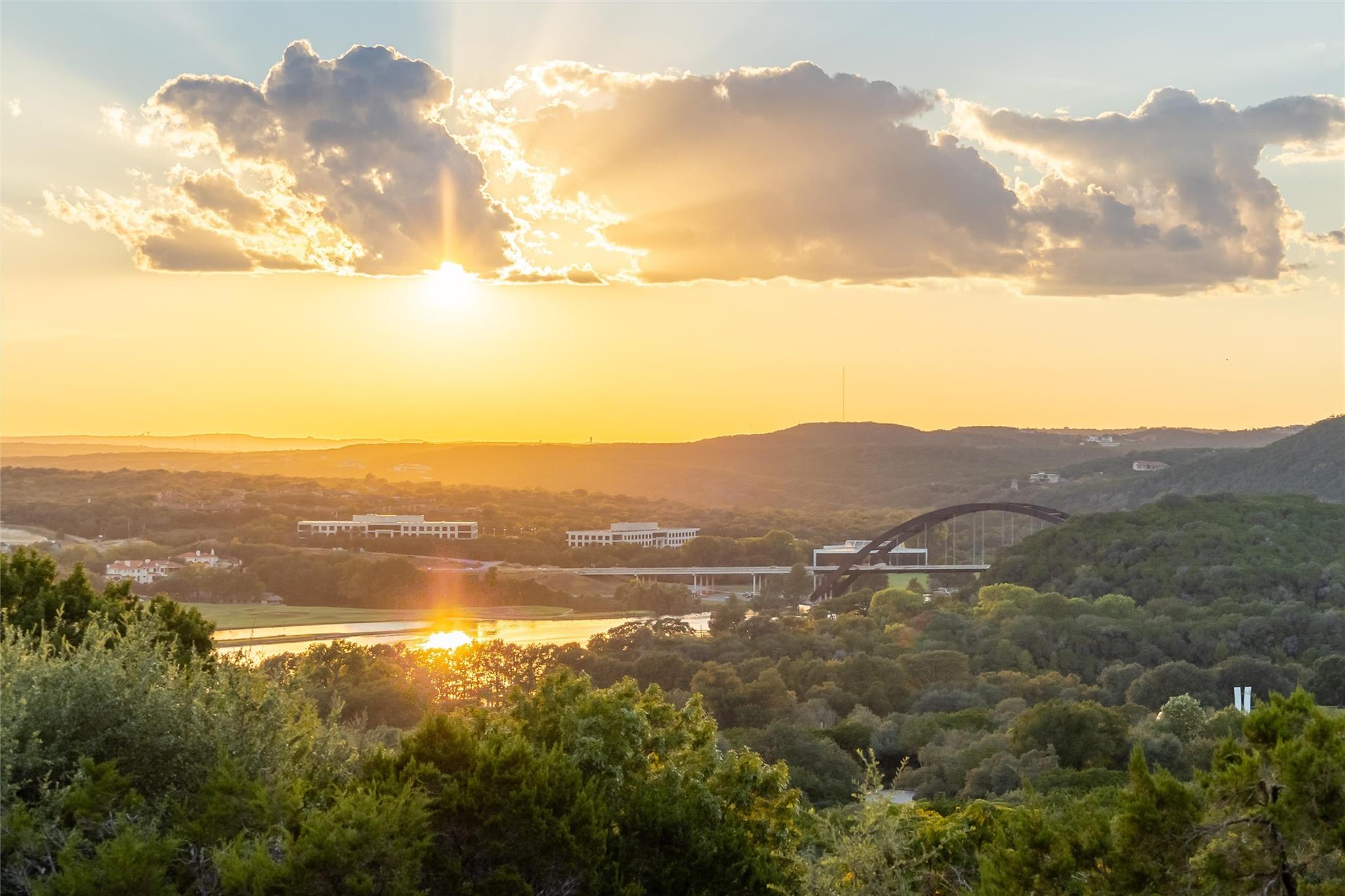 5926 N West Pl, Austin, TX 78731