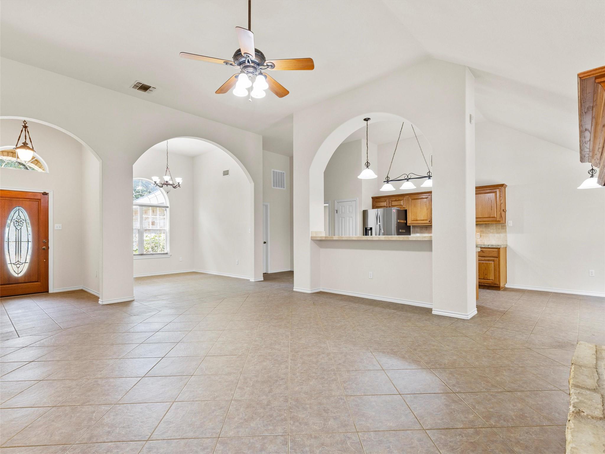 110 Kauai Ct, Bastrop, TX 78602