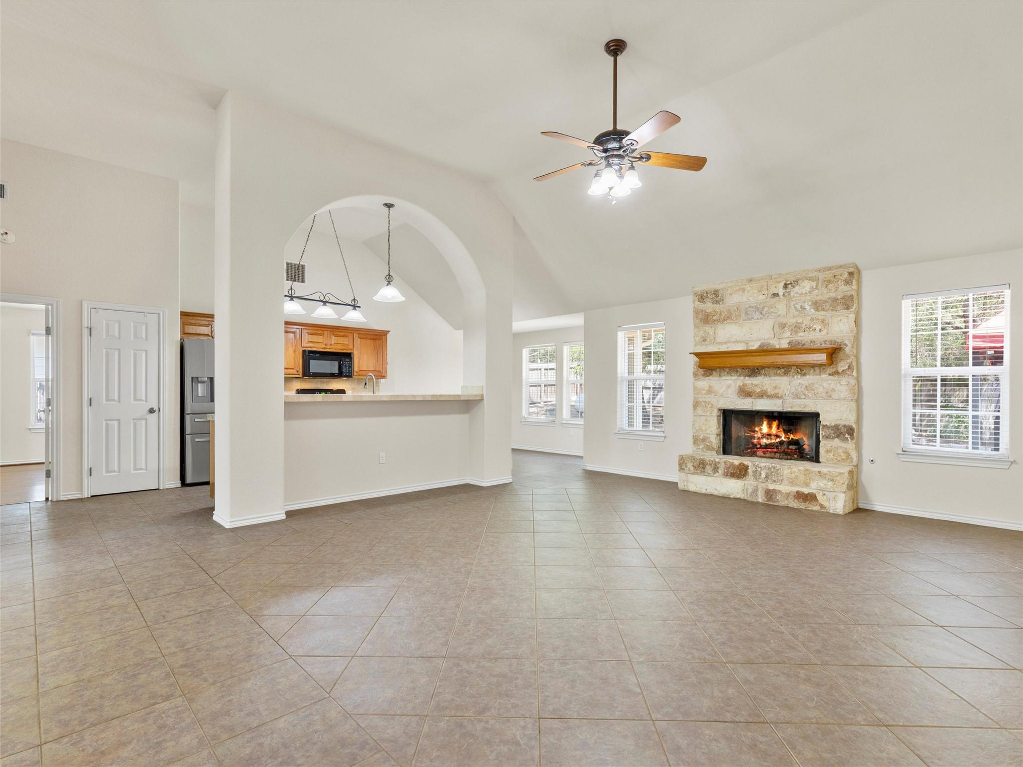 110 Kauai Ct, Bastrop, TX 78602