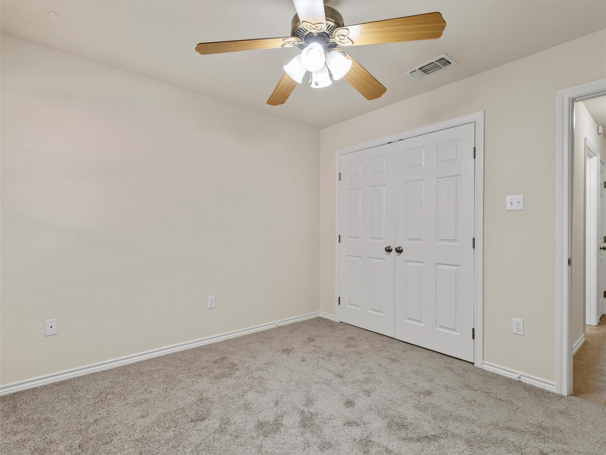 110 Kauai Ct, Bastrop, TX 78602