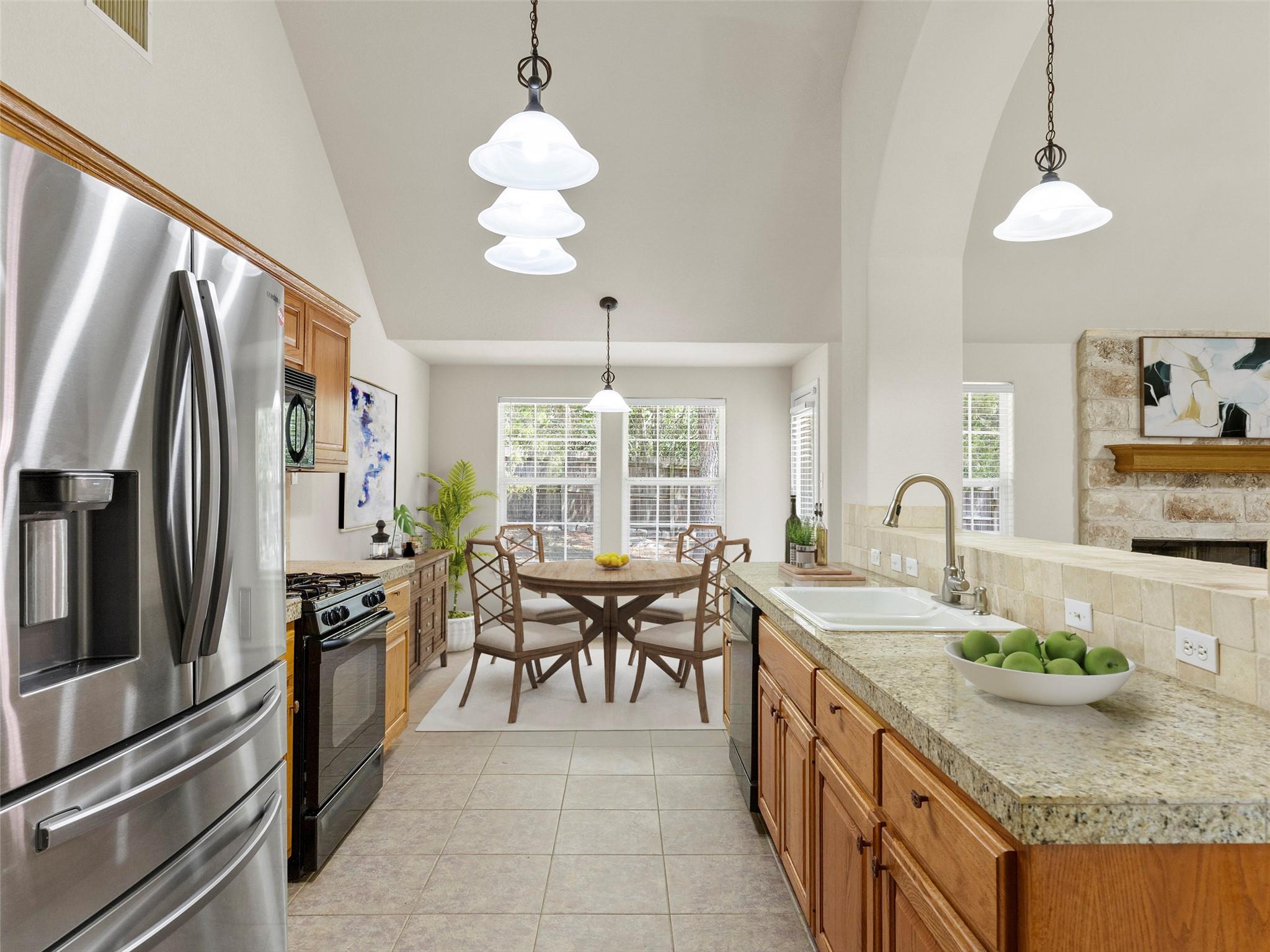 110 Kauai Ct, Bastrop, TX 78602