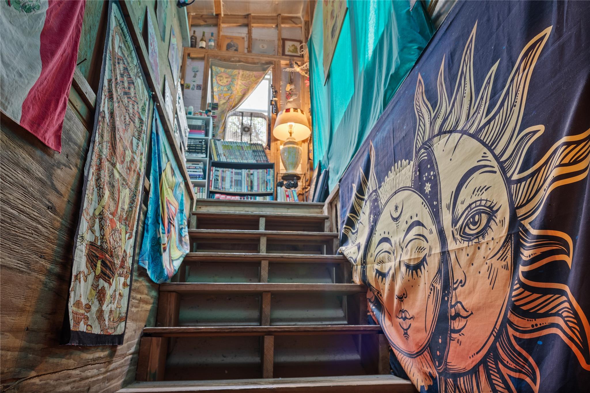 501 Limestone Ln, Driftwood, TX 78619