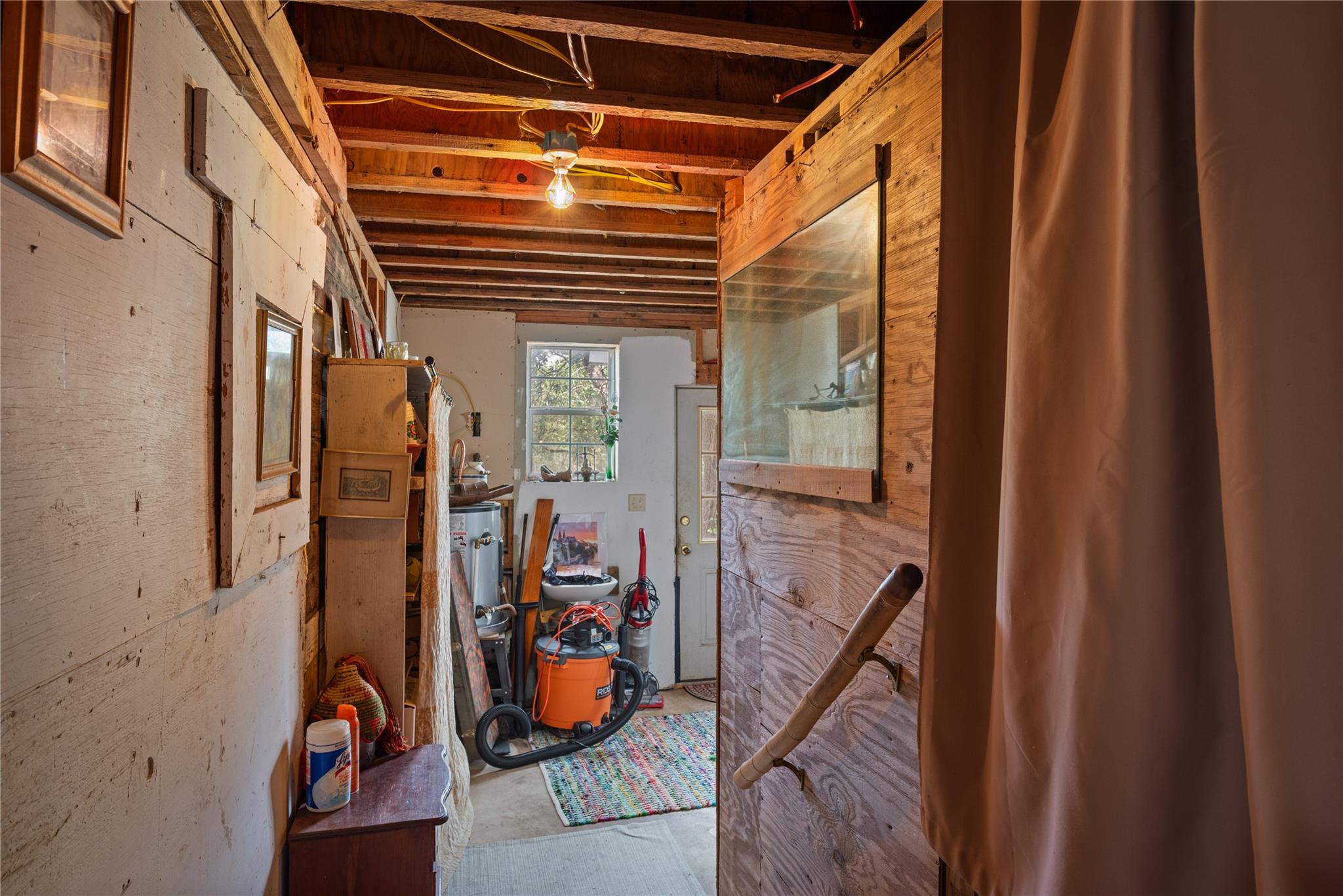 501 Limestone Ln, Driftwood, TX 78619