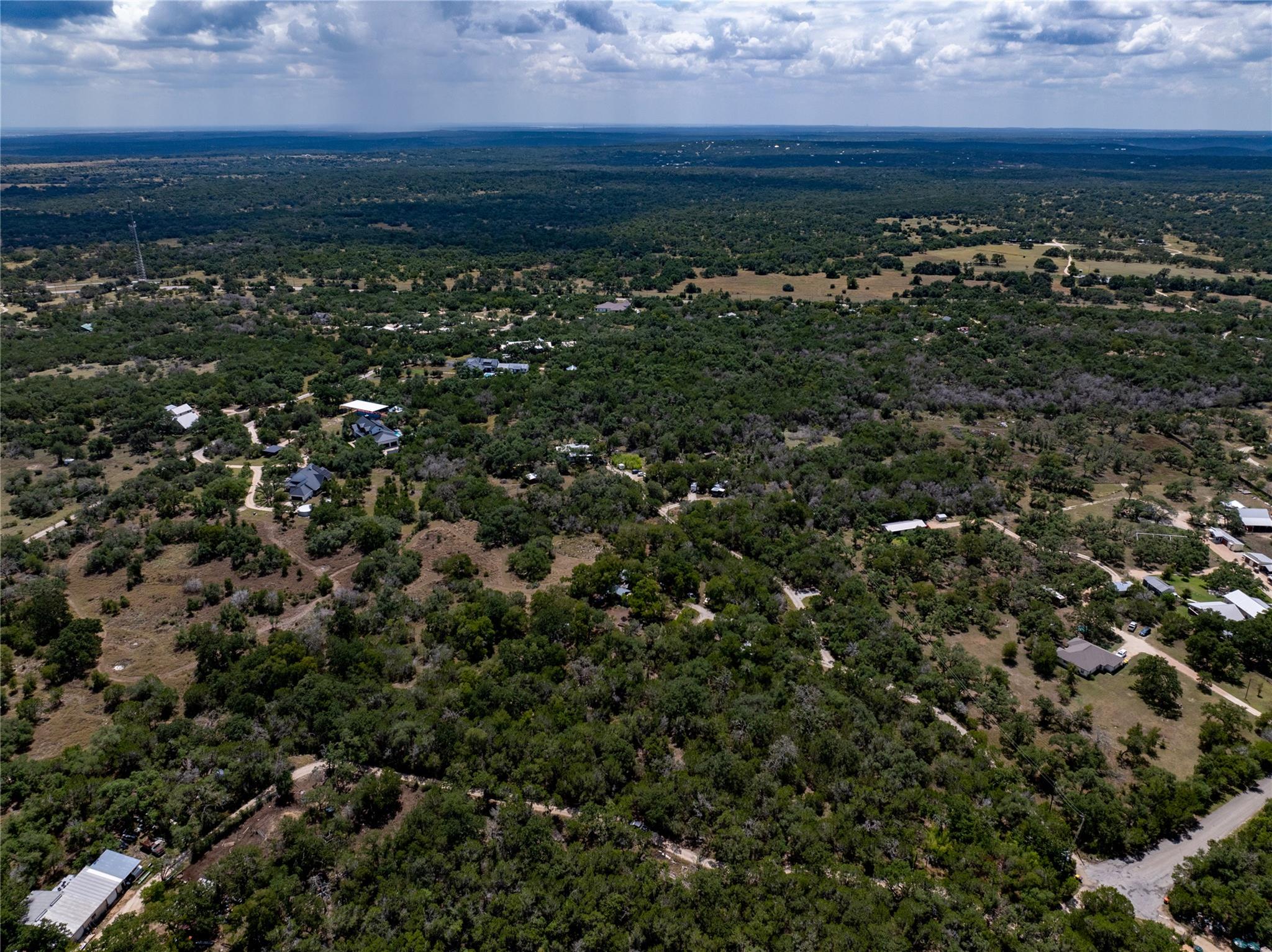 501 Limestone Ln, Driftwood, TX 78619