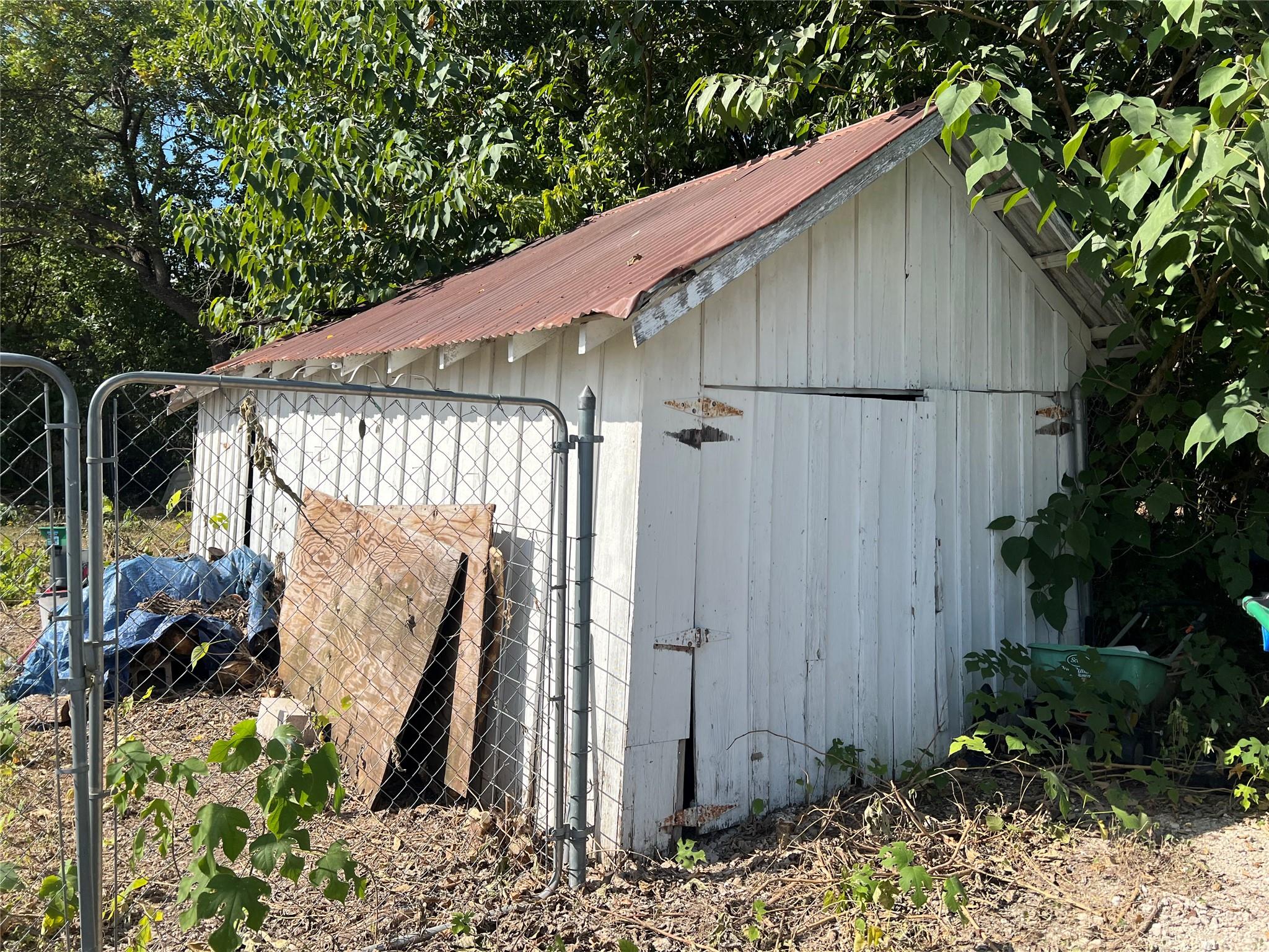 1600 Cecelia St, Taylor, TX 76574