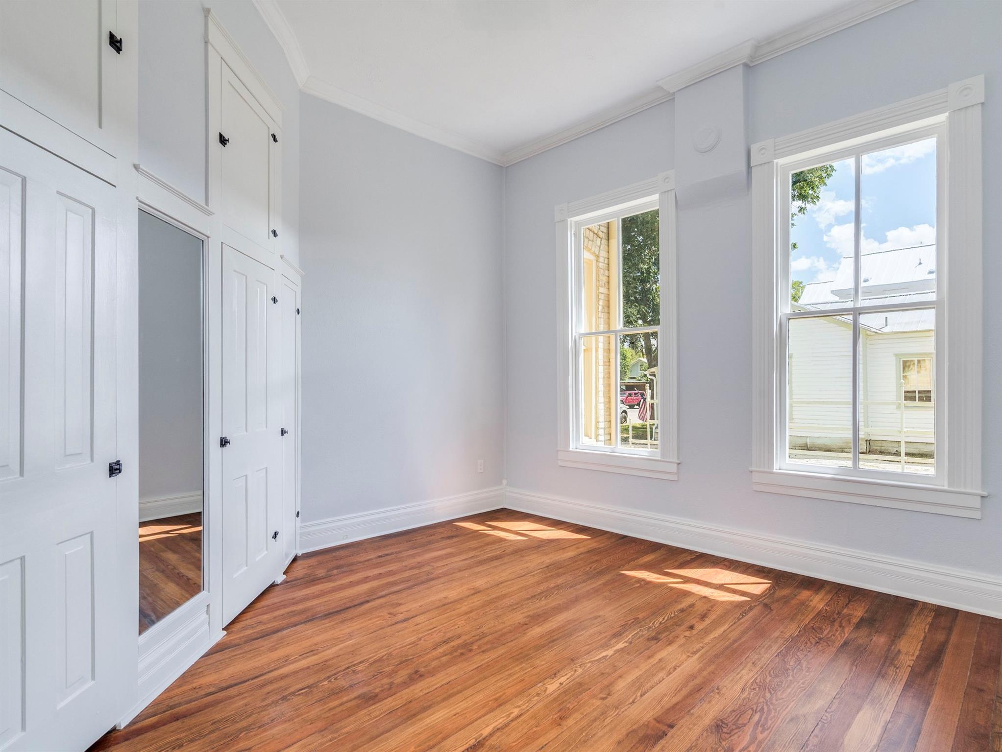 351 N Guenther Ave, New Braunfels, TX 78130