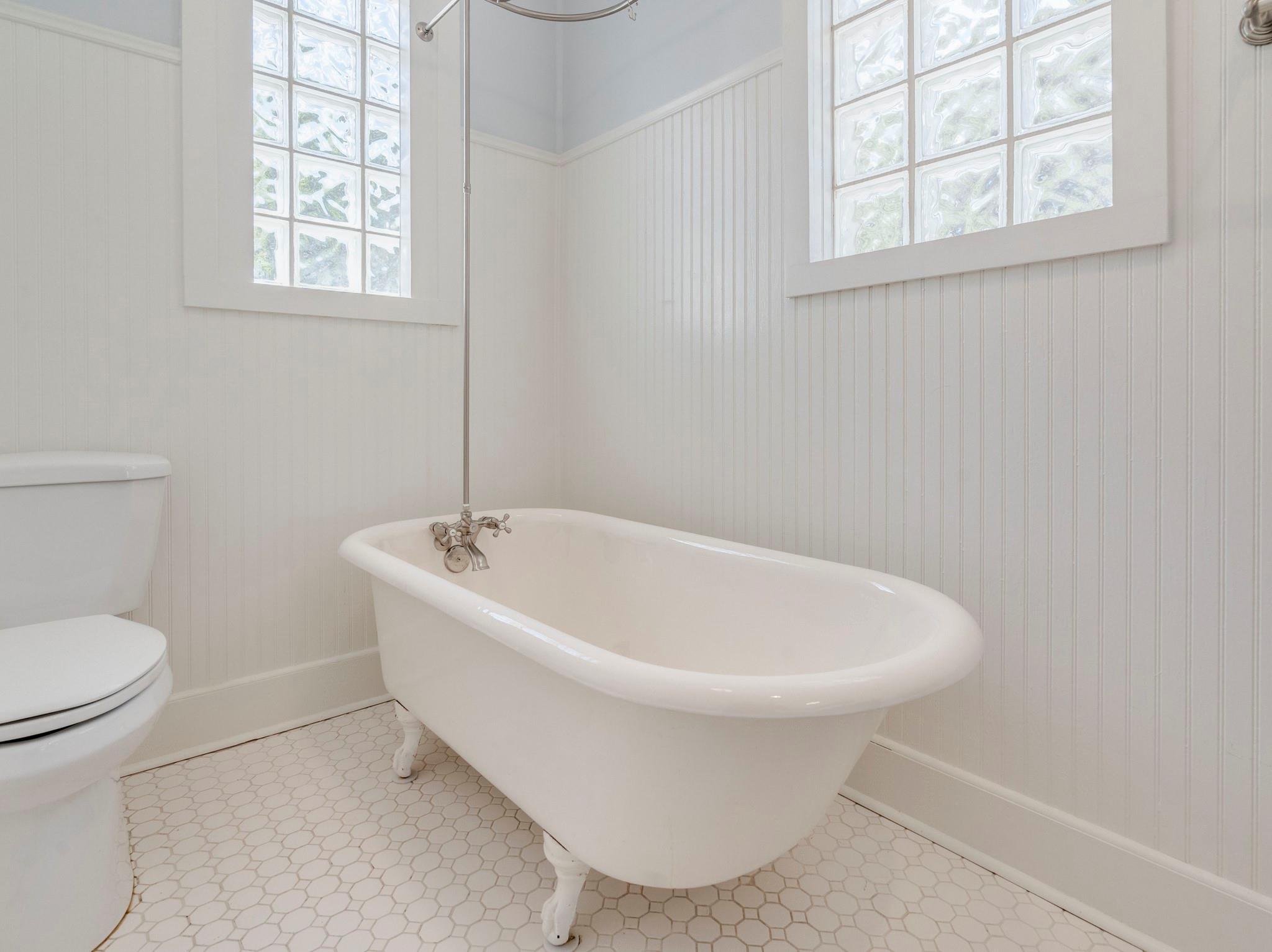 351 N Guenther Ave, New Braunfels, TX 78130