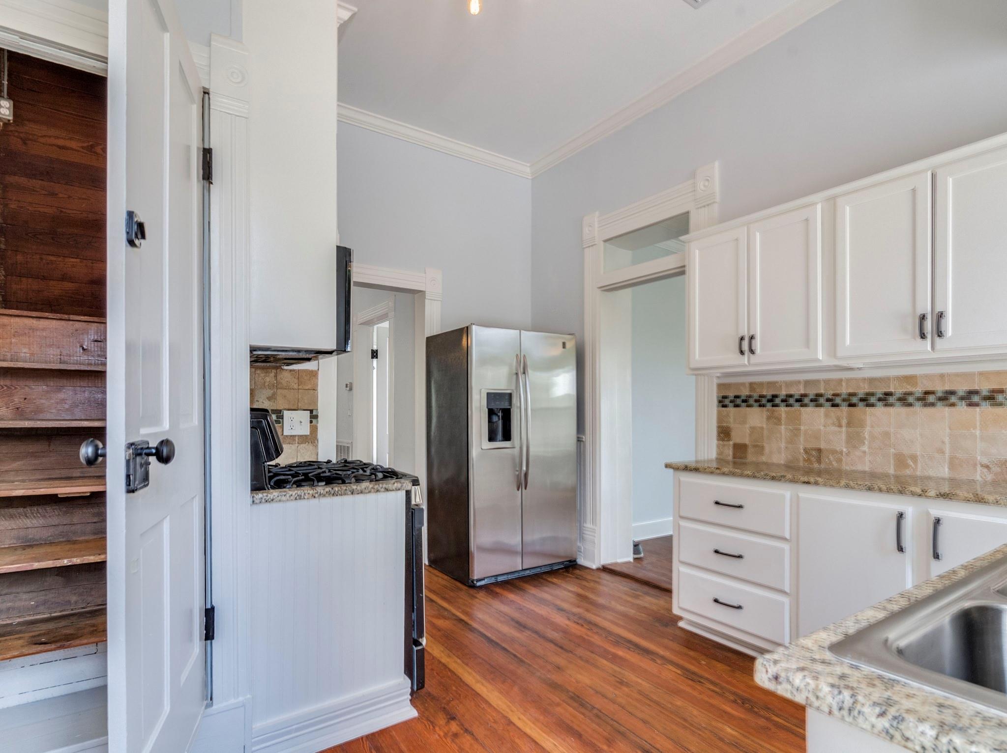 351 N Guenther Ave, New Braunfels, TX 78130