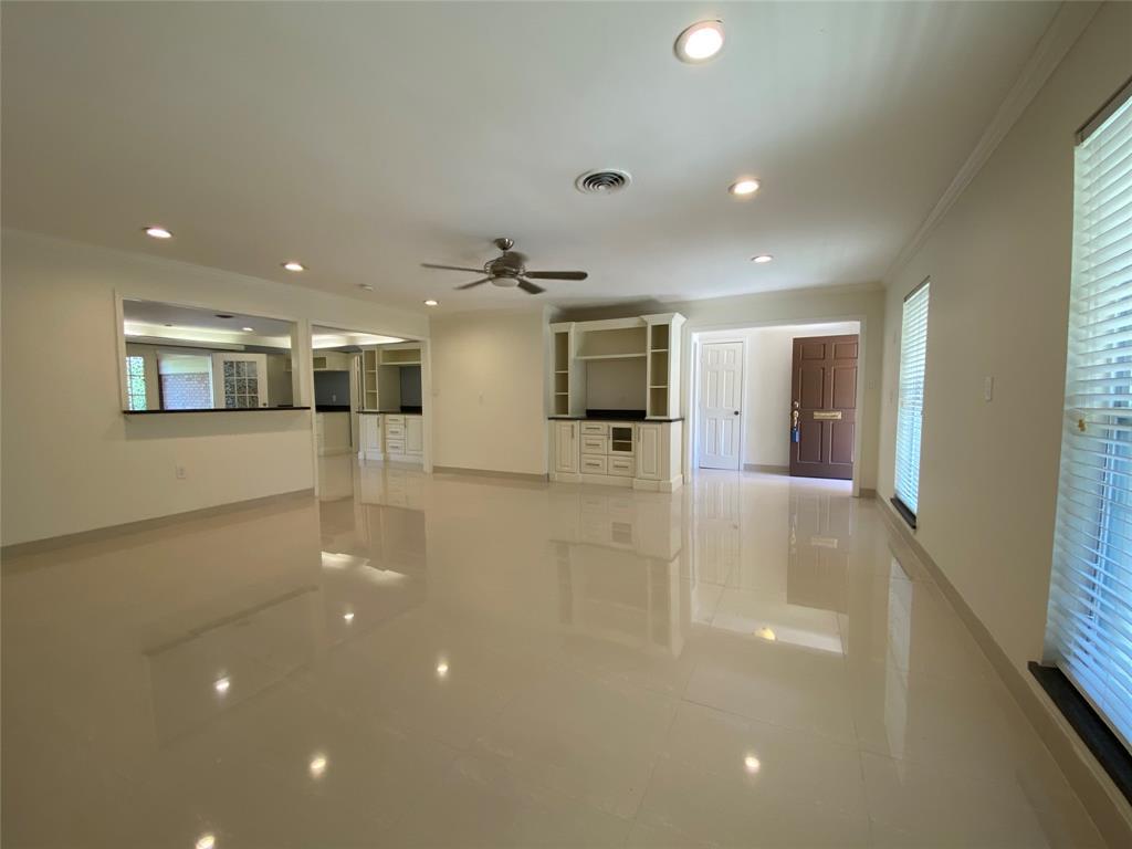 4318 Breakwood Dr, Houston, TX 77096