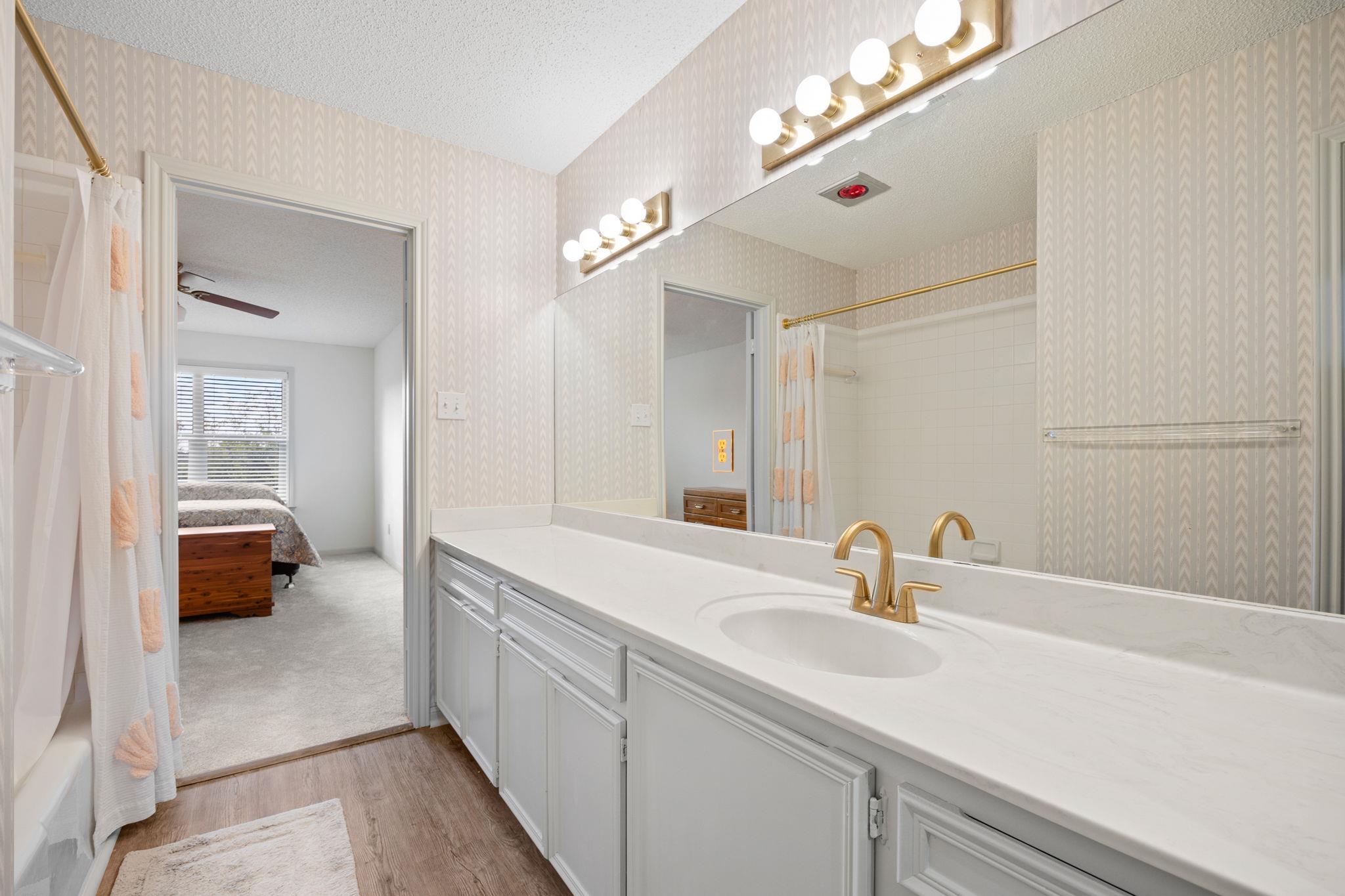 5701 Westslope Dr # 3, Austin, TX 78731