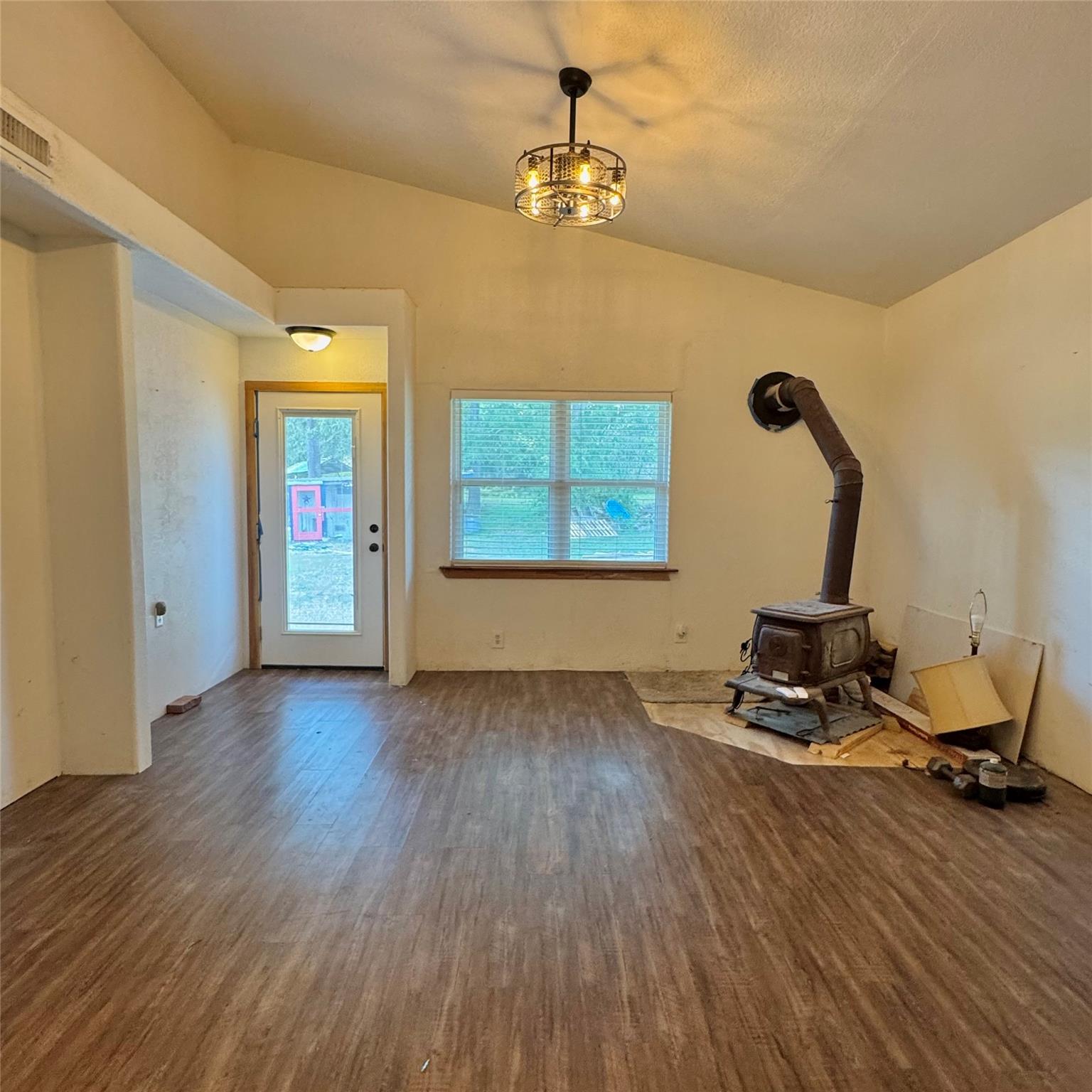 14510 Summit View Dr # B, Leander, TX 78641