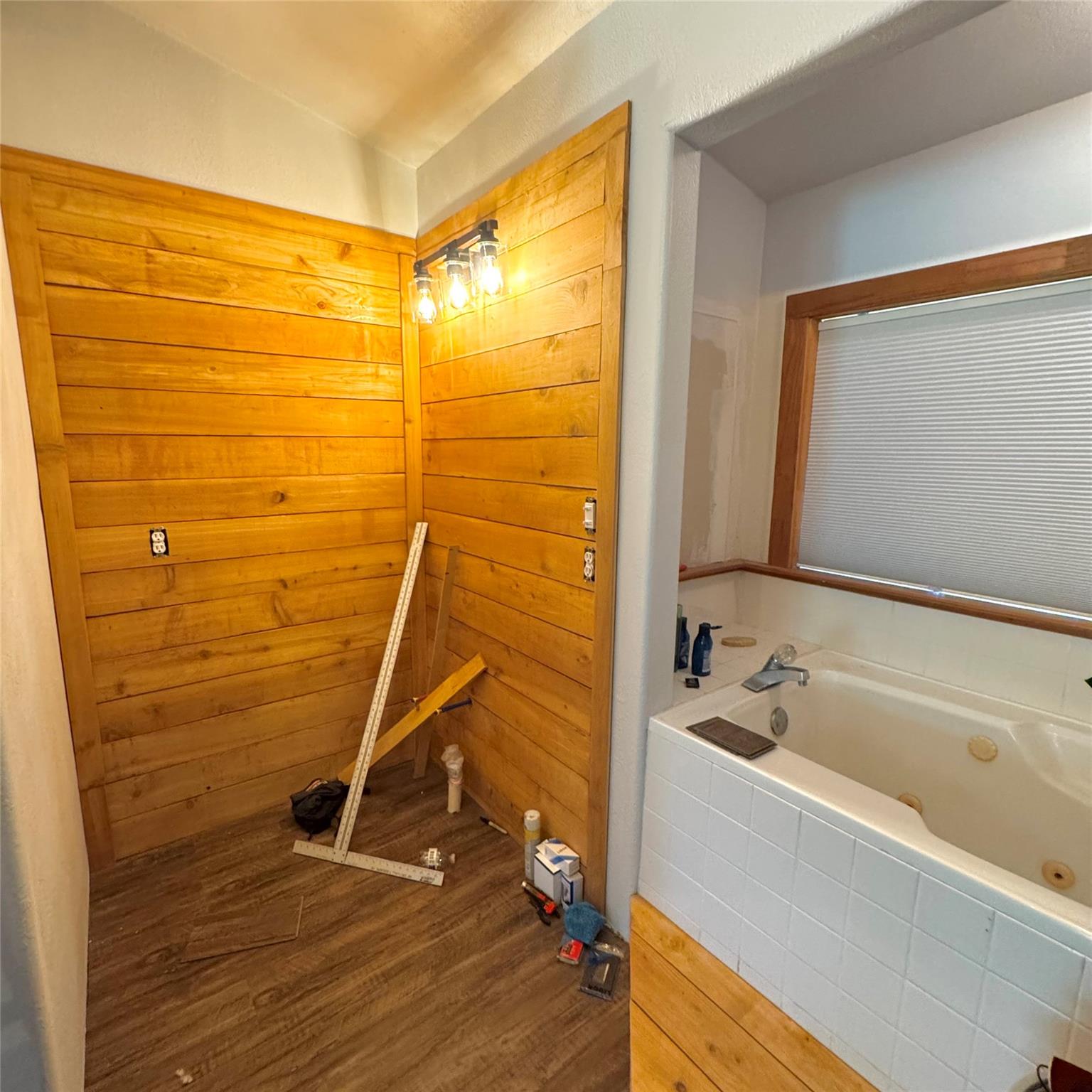 14510 Summit View Dr # B, Leander, TX 78641