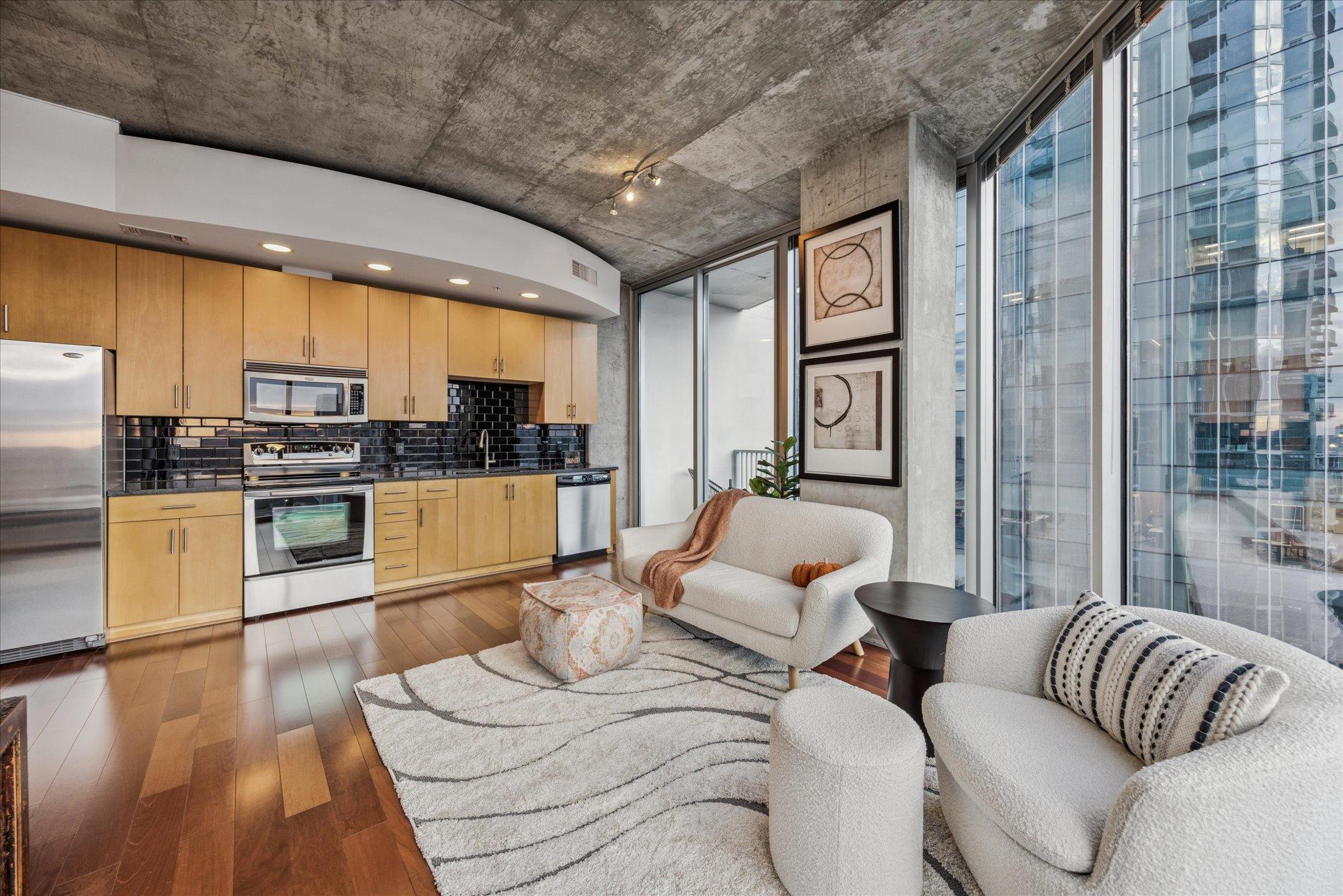 360 Nueces St # 2802, Austin, TX 78701