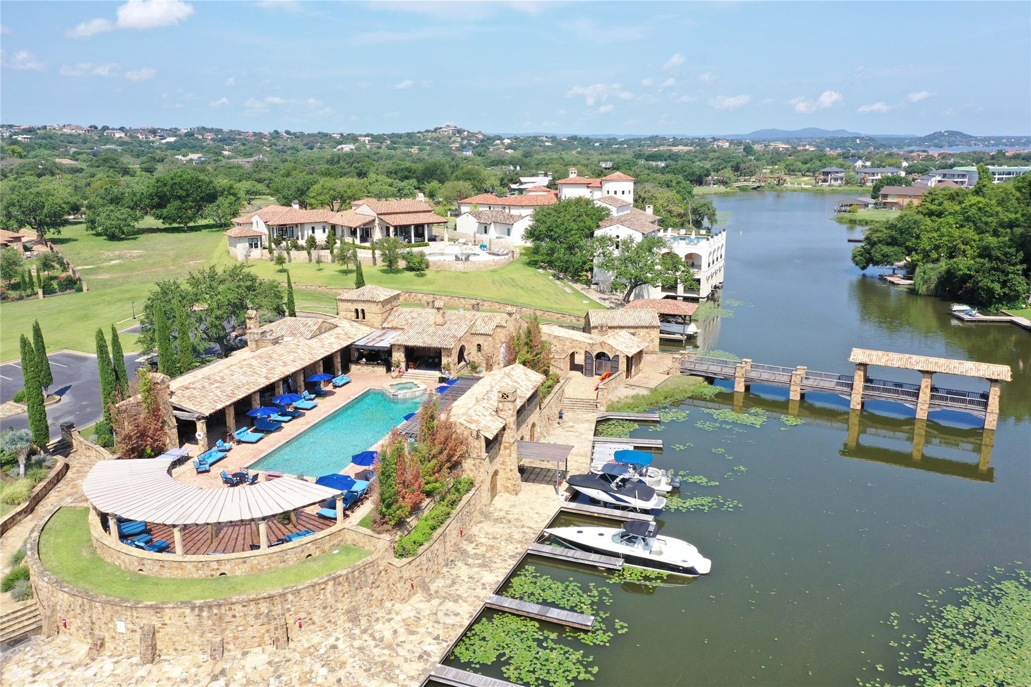 104 La Lucita, Horseshoe Bay, TX 78657